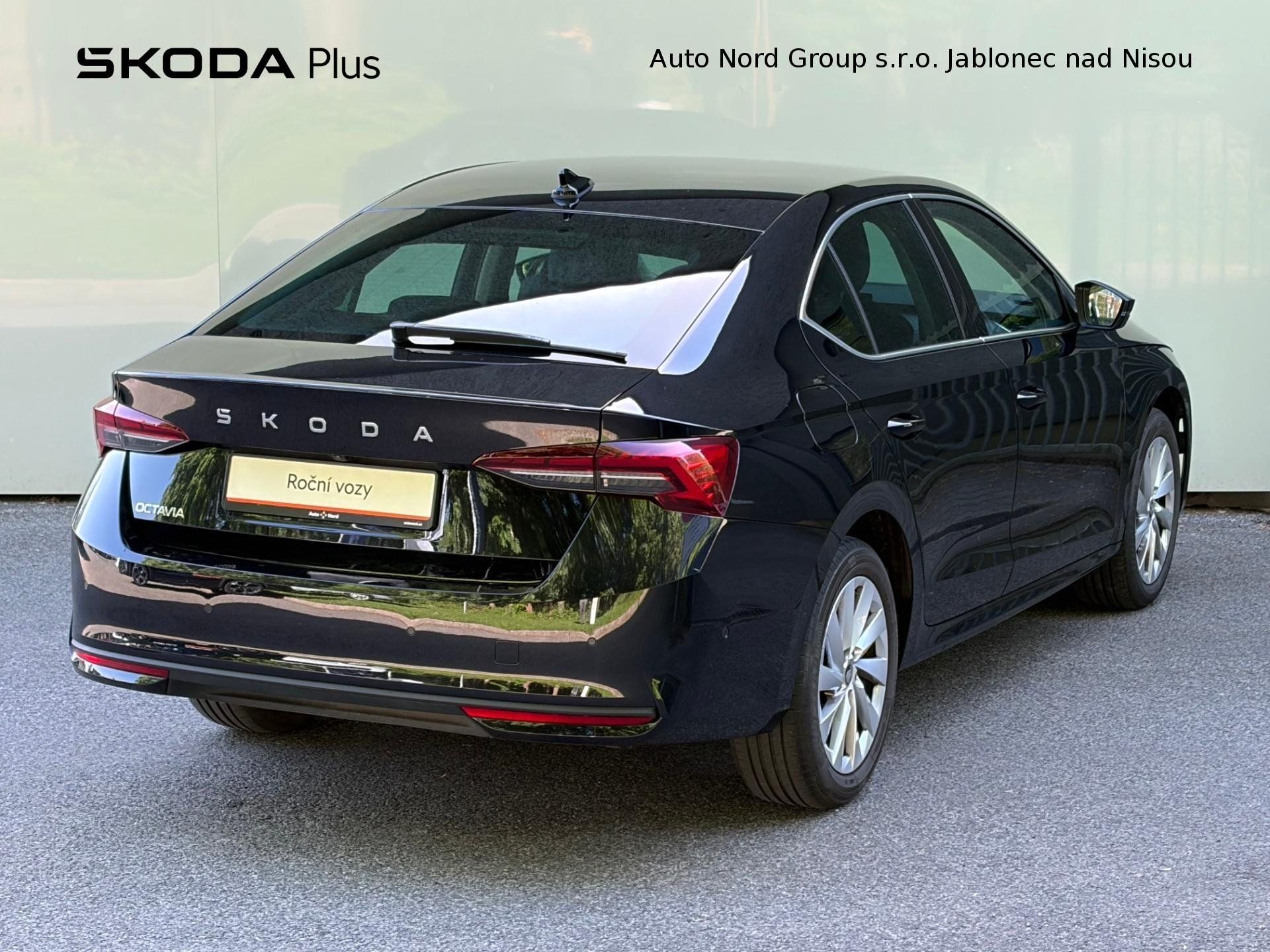 Škoda Octavia, Octavia 1.5 TSI 110kW Top - fotka 2