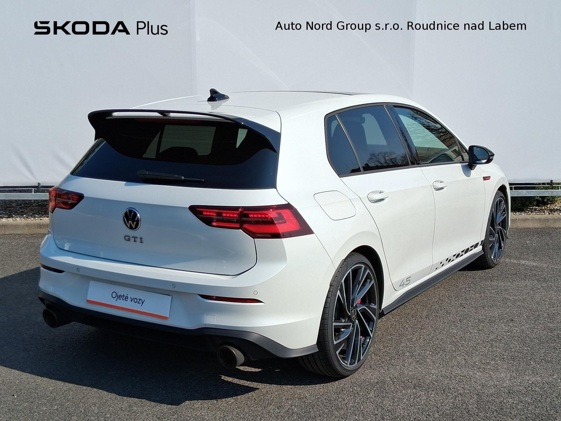 Volkswagen Golf, Golf 2.0TSi 180kW GTi - fotka 2