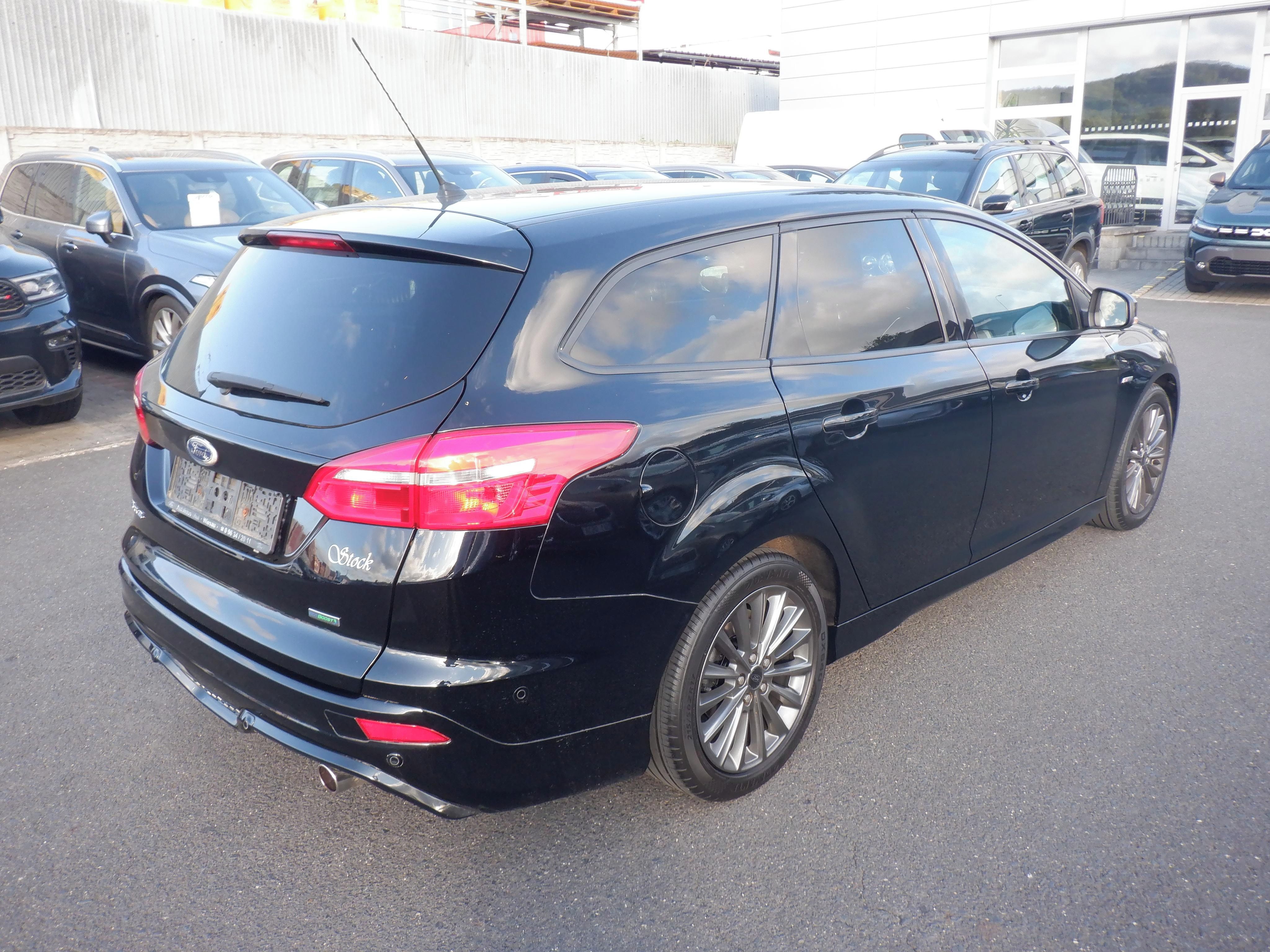 Ford Focus, 1.5 EcoBoost ST-Line 110kW - fotka 5