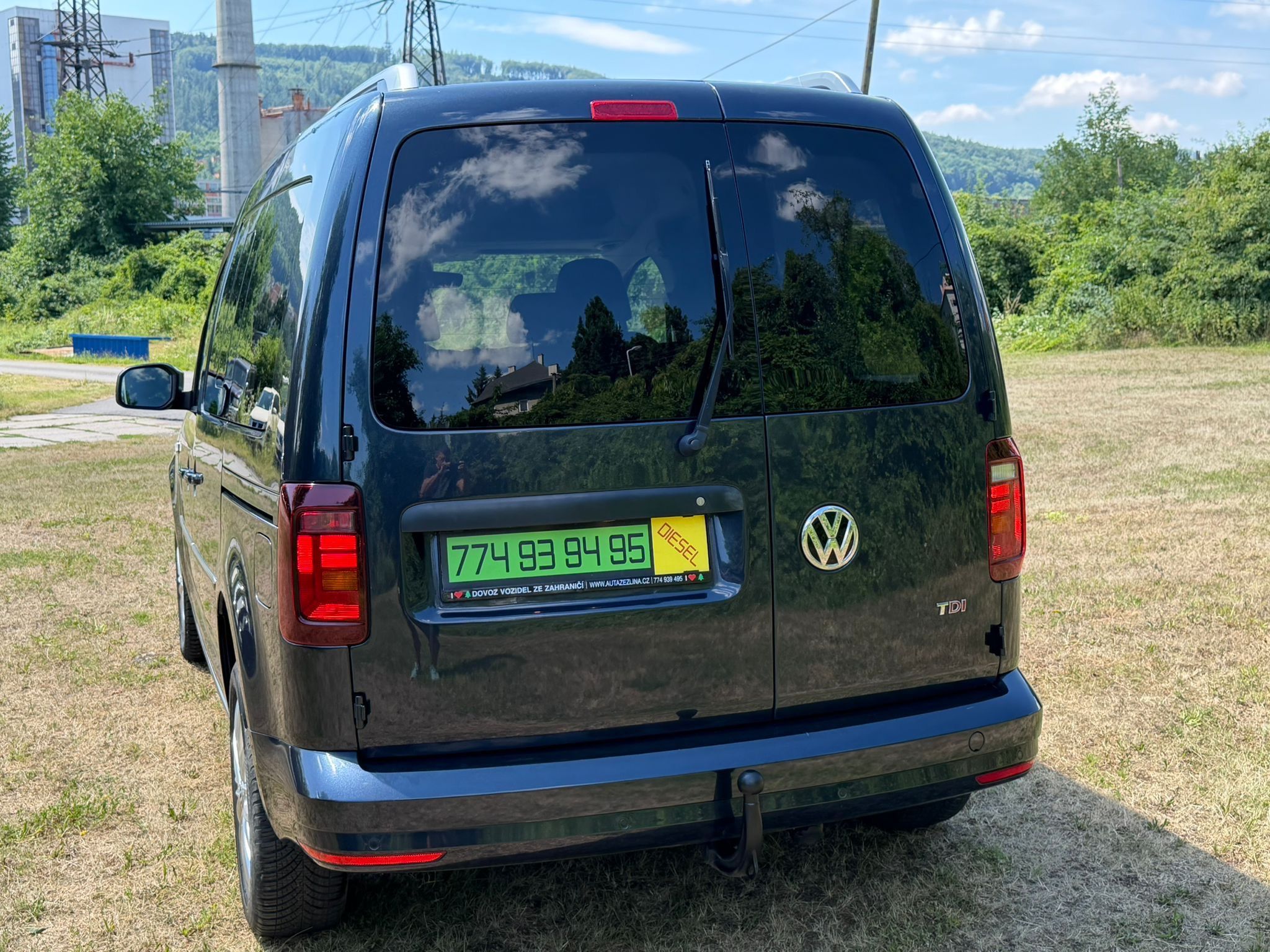 Volkswagen Caddy, HIGHLINE 2,0 TDI - 110 KW - fotka 6