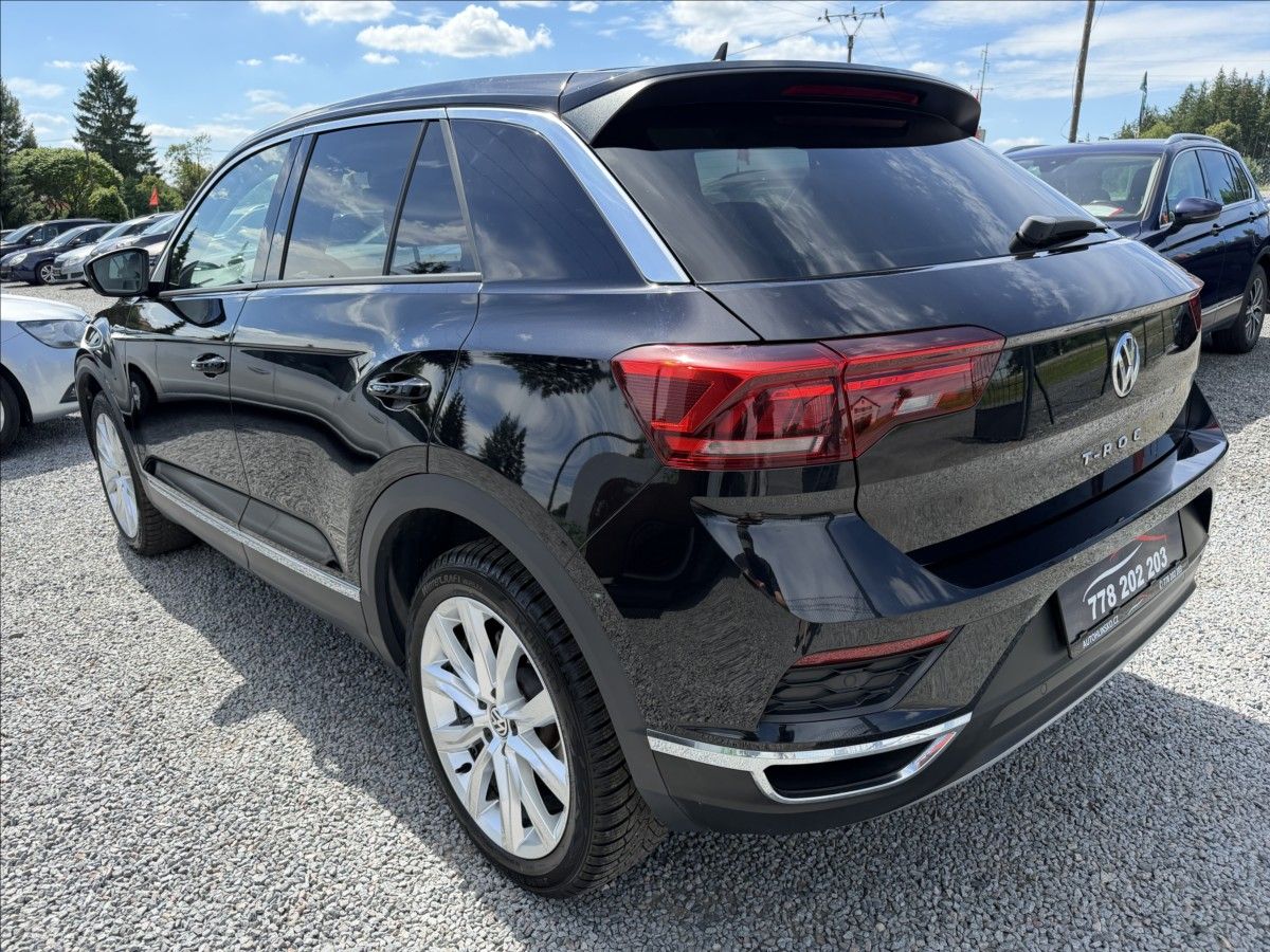 Volkswagen T-Roc, 1,5   TSI 110KW ADVANCED VIRTU - fotka 5