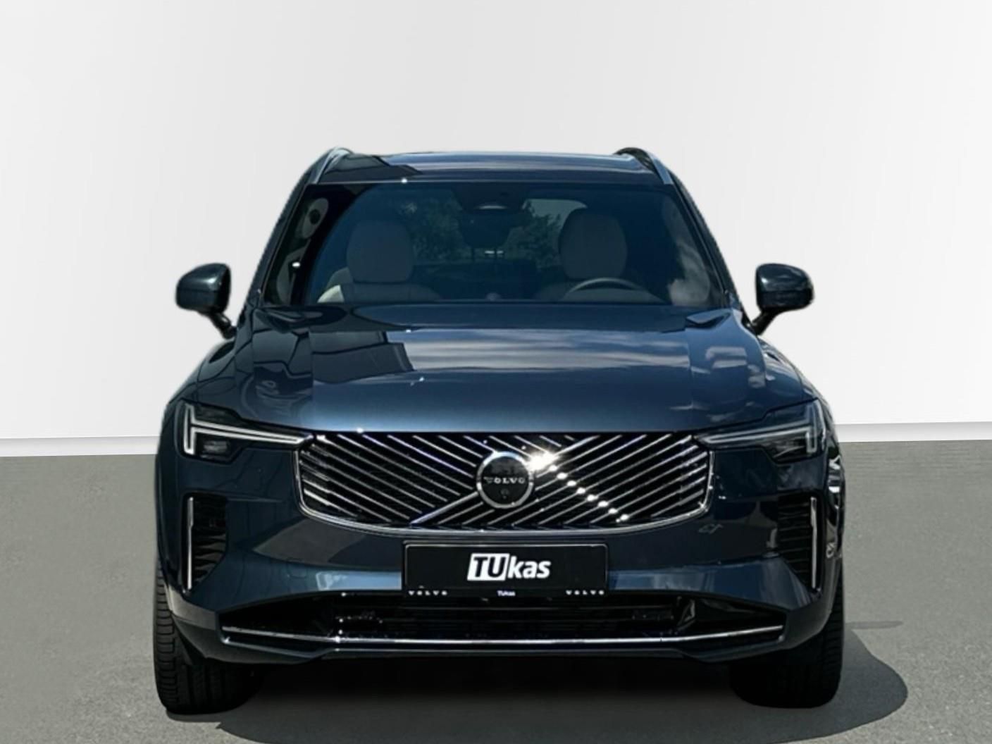 Volvo XC90, 2.0T8 AWD 335kW 4x4  PLUS BRIG - fotka 3