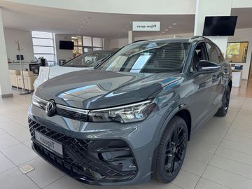 R-Line People 200kW e-Hybrid