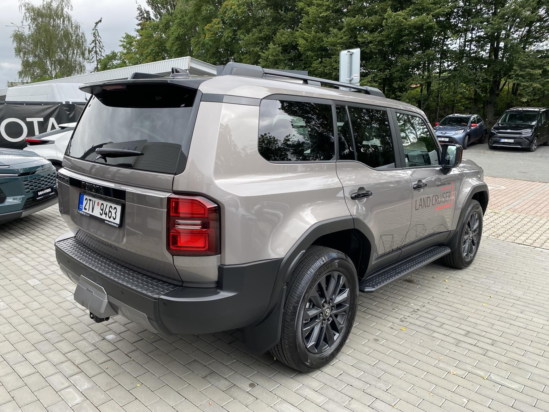 Toyota Land Cruiser, 2.8 MHEV Executive Skyview + t - fotka 6