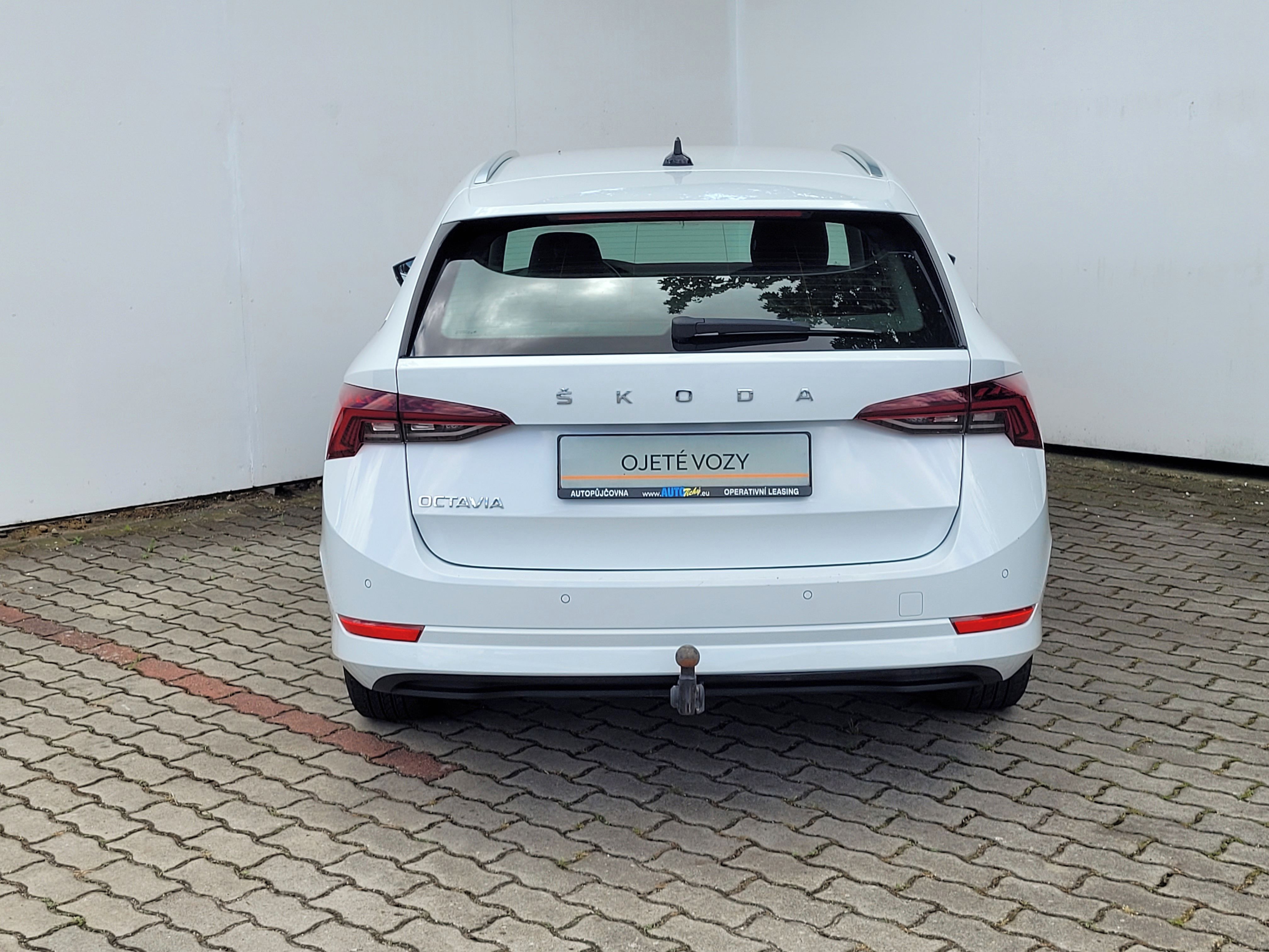 Škoda Octavia, 2.0 TDI 110 kW STYLE Plus - fotka 6