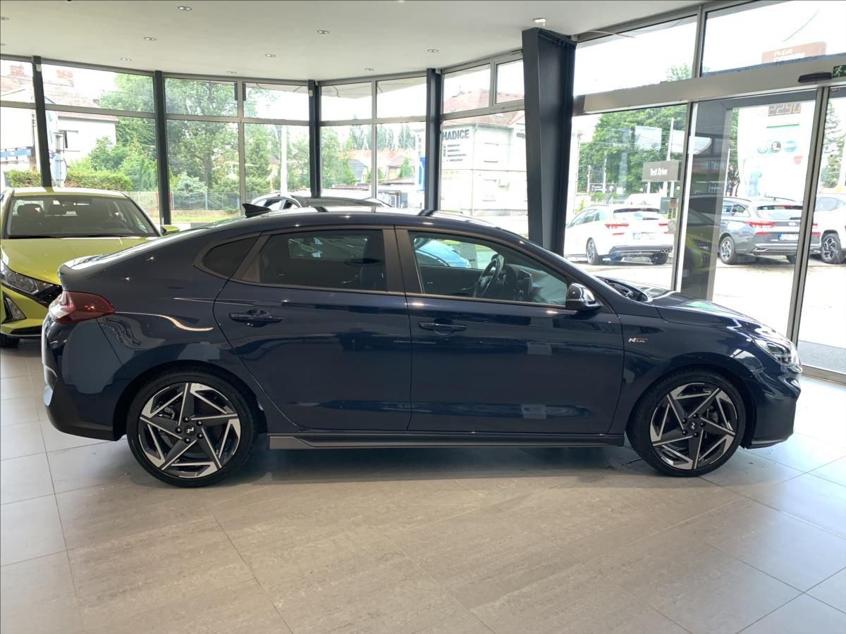 Hyundai i30, 1,5 TGDI 103kW  N Line Safety - fotka 4