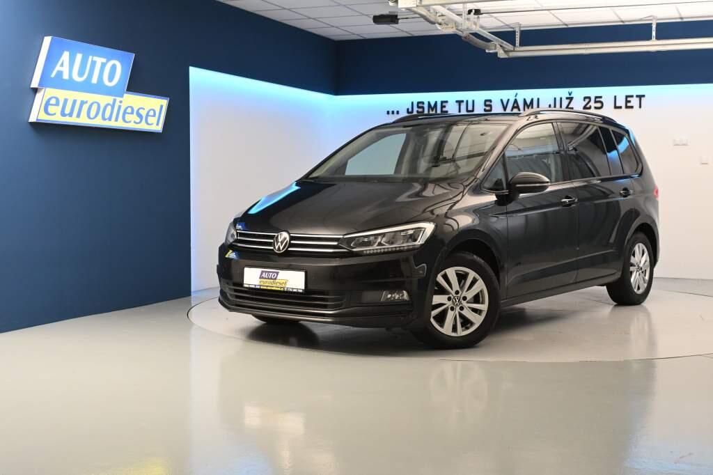 Volkswagen Touran, 2.0 LED DSG ACC Tažné COMFORTL - fotka 2