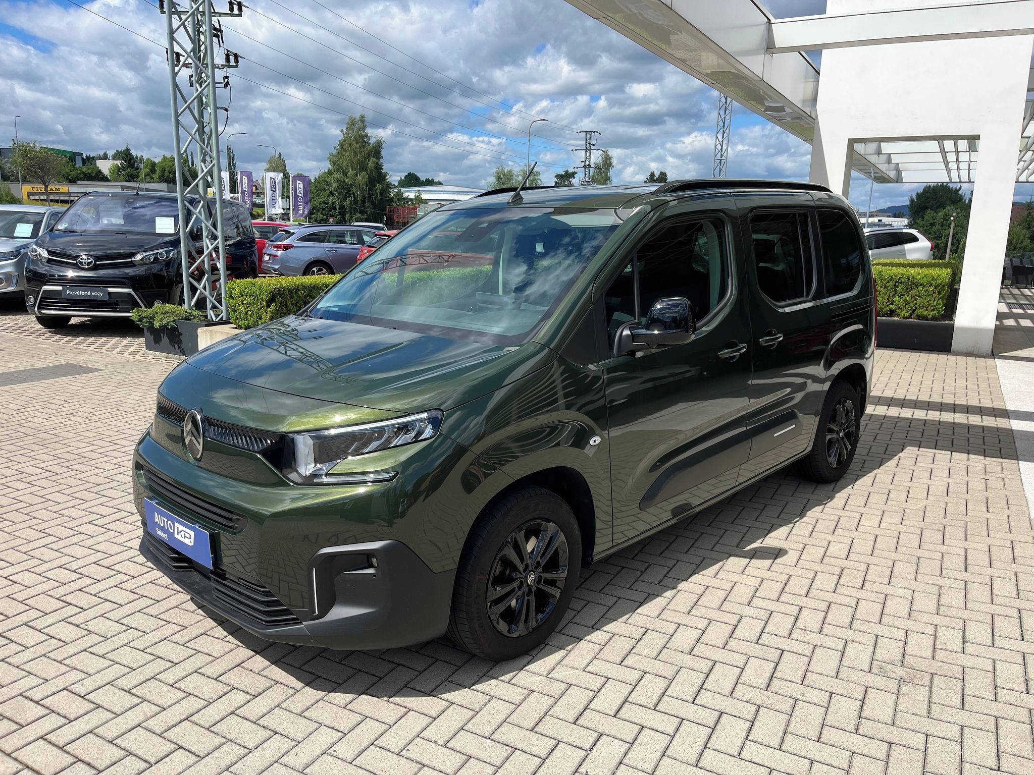 Citroën Berlingo, 1.5 BHDi 130k M Max AT8 + TZ - fotka 2