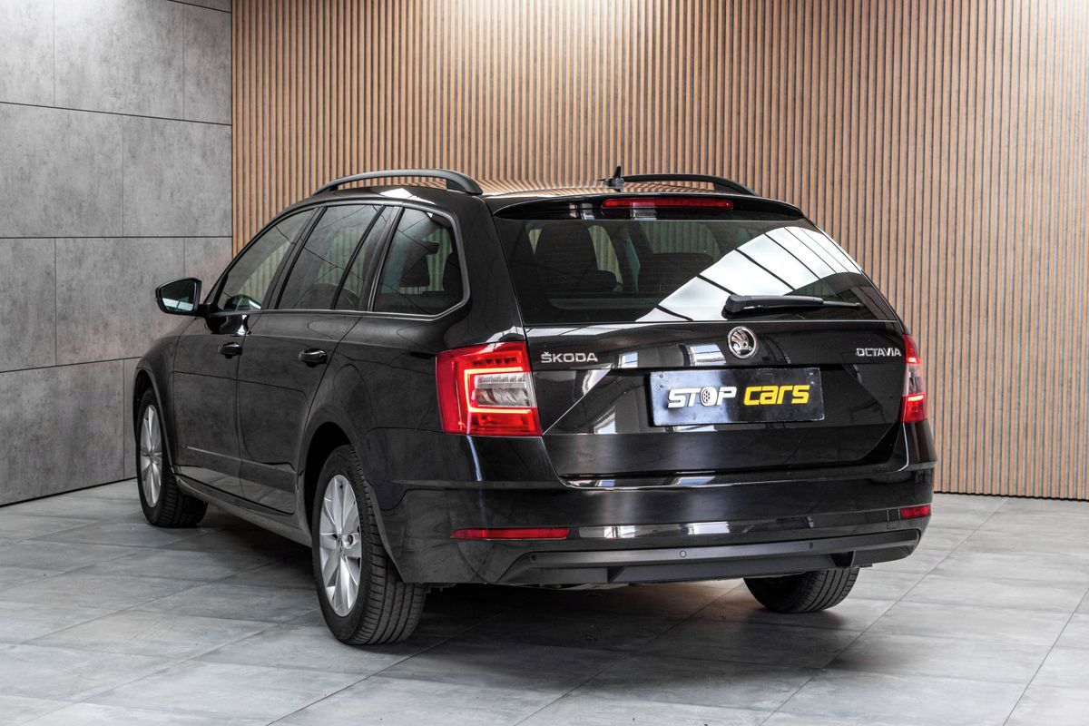 Škoda Octavia, 1.6 TDI 85kW DSG*ACC*CAR-PLAY* - fotka 4