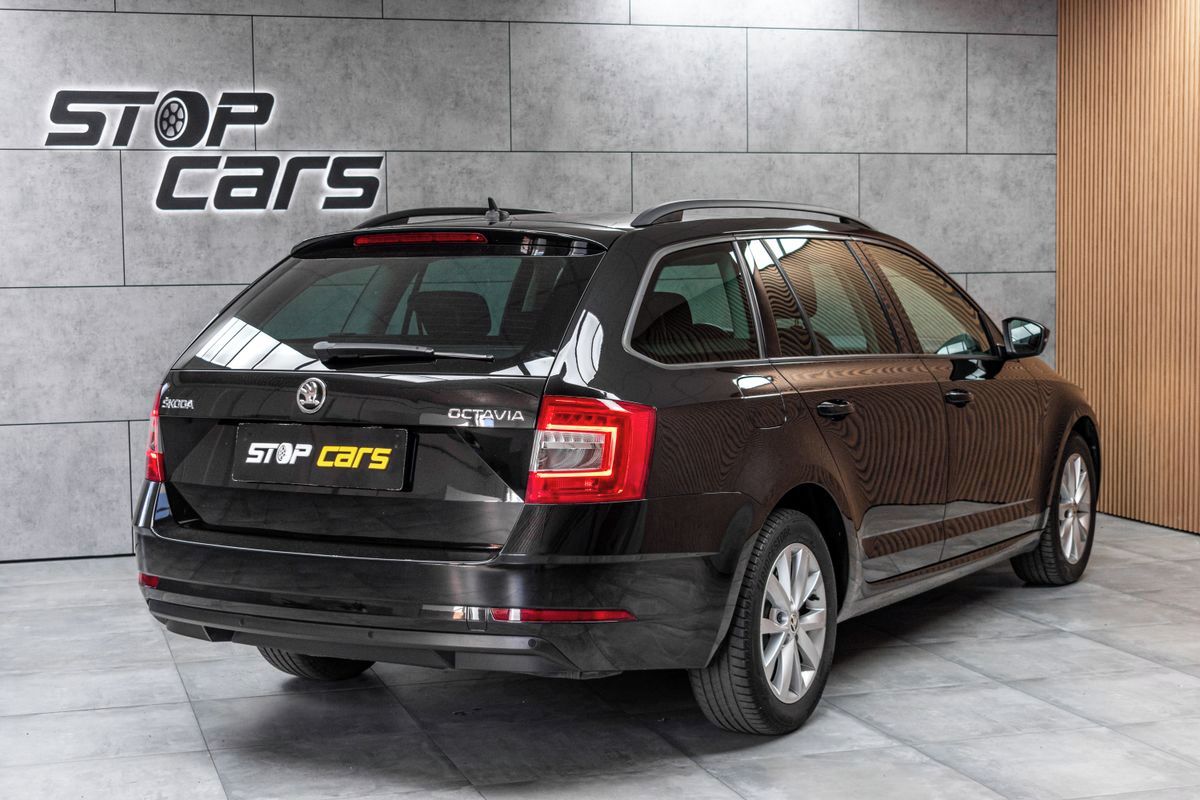 Škoda Octavia, 1.6 TDI 85kW DSG*ACC*CAR-PLAY* - fotka 6