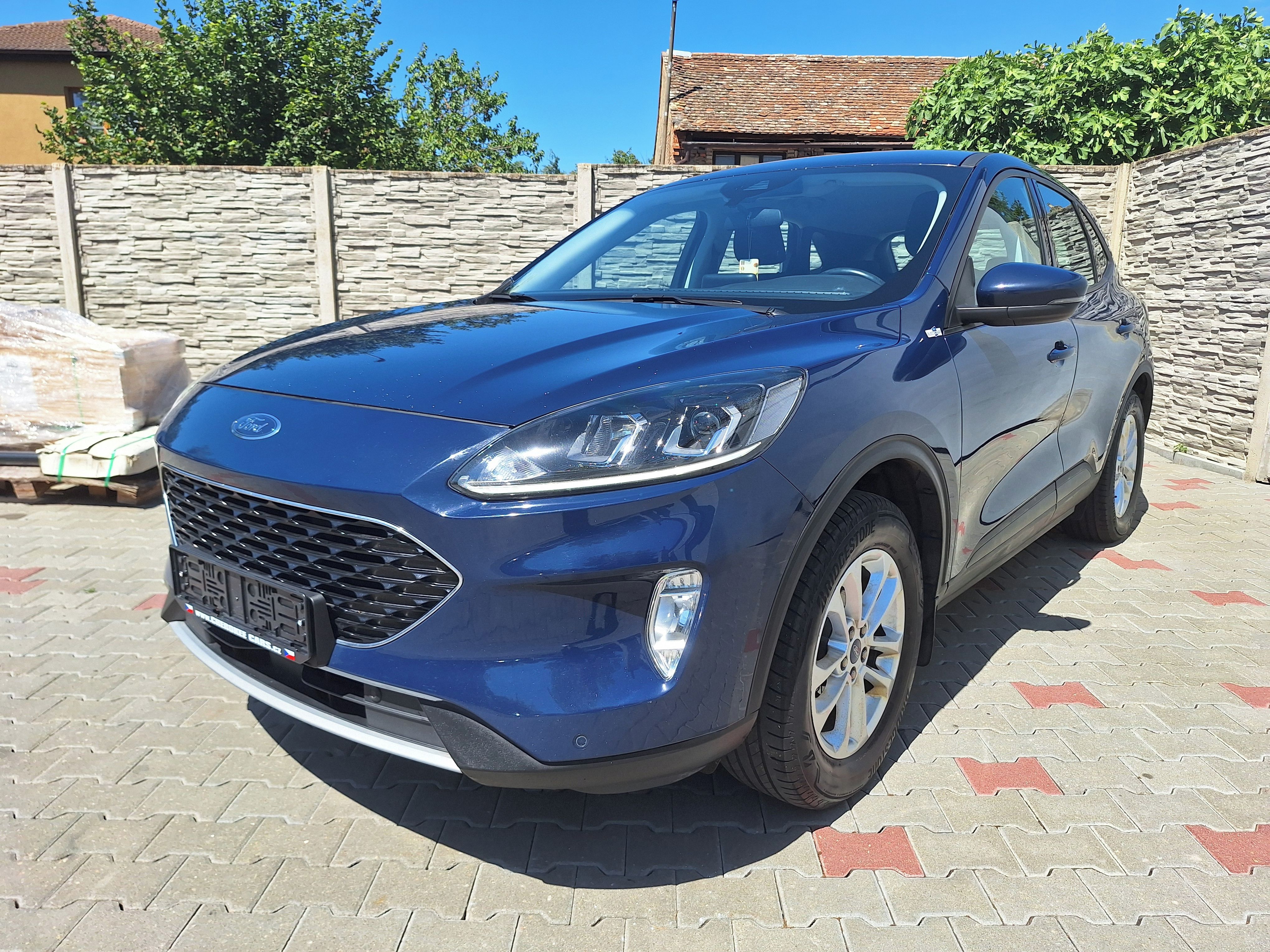 Ford Kuga, 2,5i 112kW,HYBRID,4x4,tažné - fotka 2