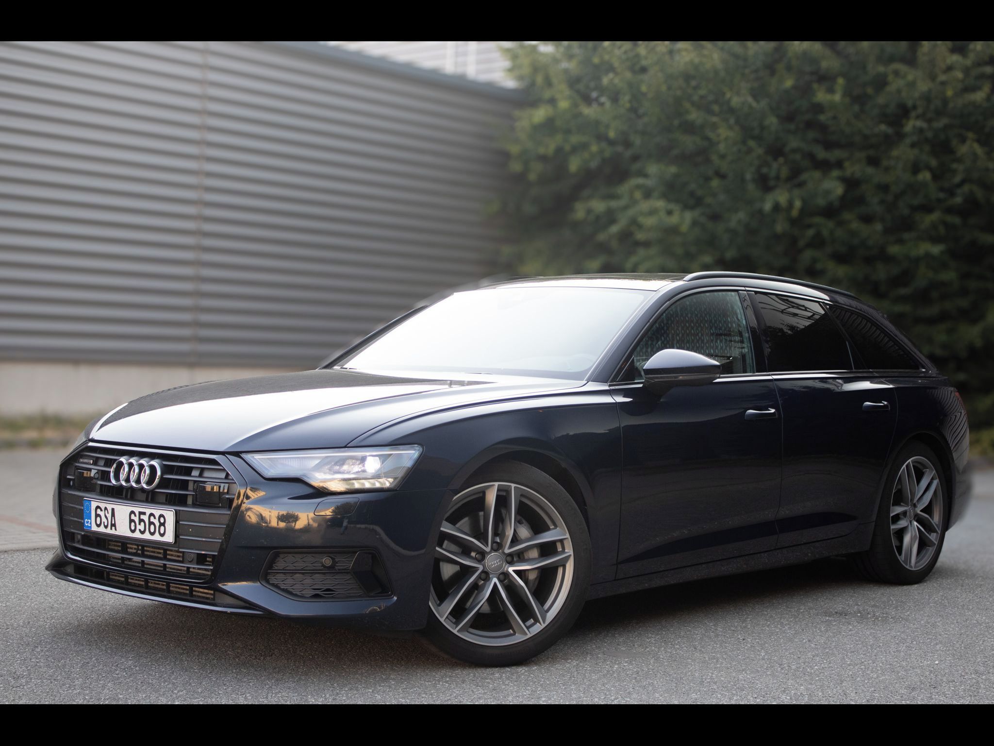 Audi A6, Servisované, tažné, bez invest