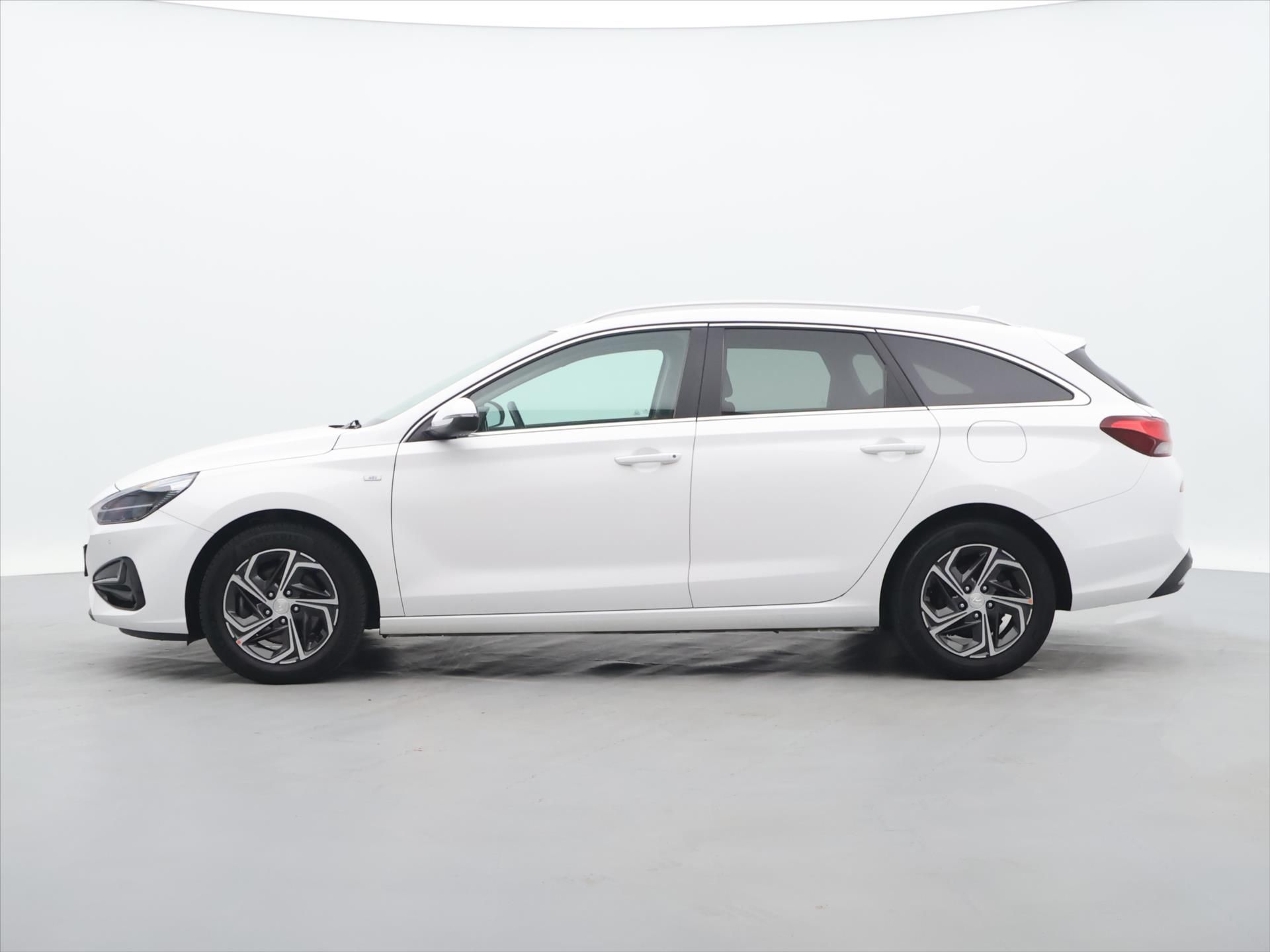 Hyundai i30, 1,5 T-GDI Mild Hyb Smart - fotka 4