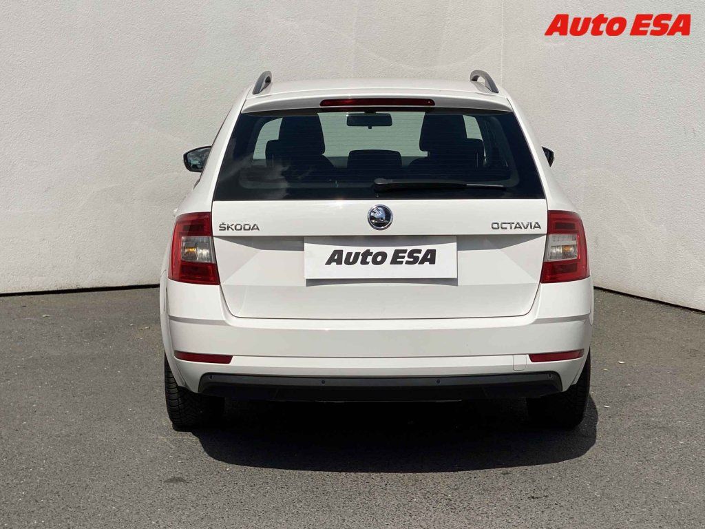 Škoda Octavia, 1.6 TDi - fotka 5
