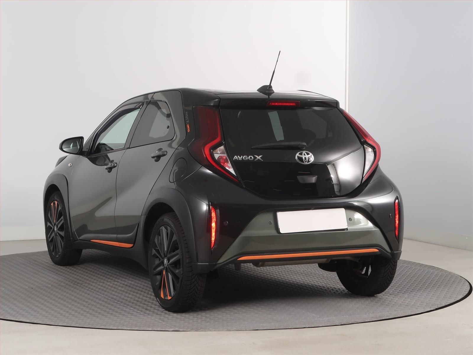 Toyota Aygo, 1.0 VVT-i, Záruka, ČR,1.maj - fotka 4