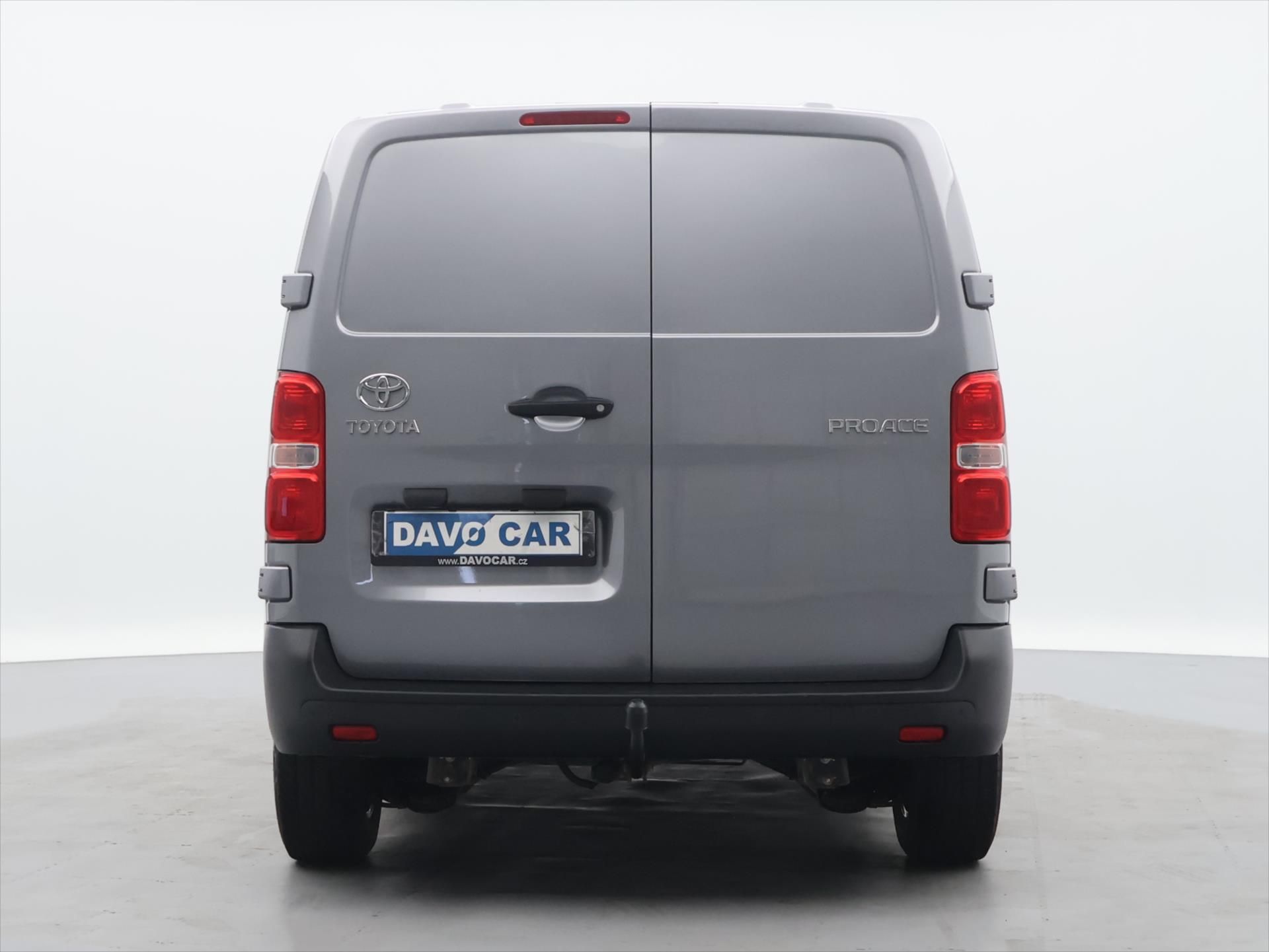 Toyota Proace, 2,0 D 106kW CZ DPH - fotka 6