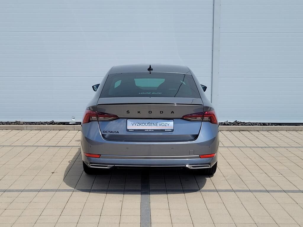 Škoda Octavia, SportLine 1.5 TSI 110 kW - fotka 6