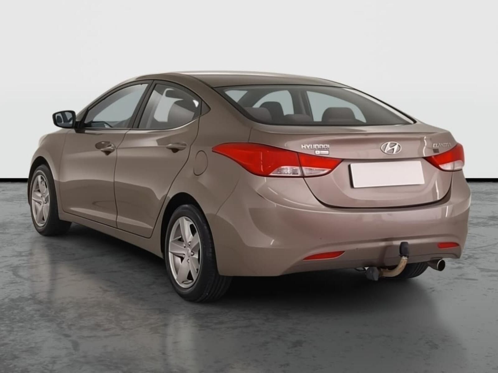 Hyundai Elantra, 1.6, Serv.kniha, Klima - fotka 4