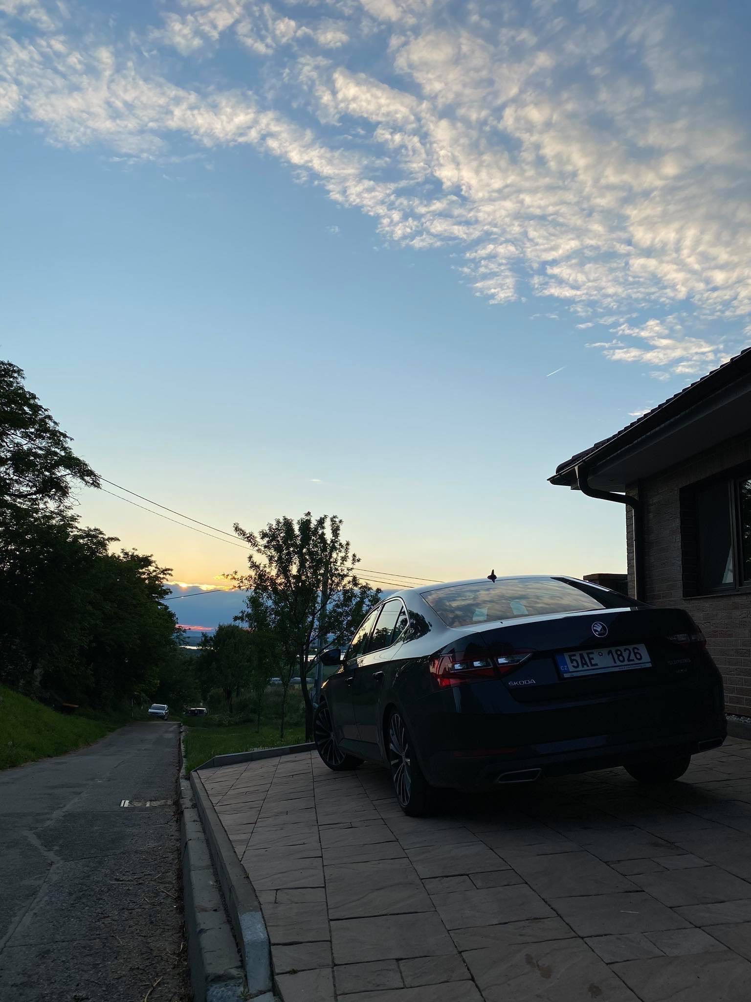 Škoda Superb, 2.0 TDI 140kW L&K 4x4 DSG - fotka 5