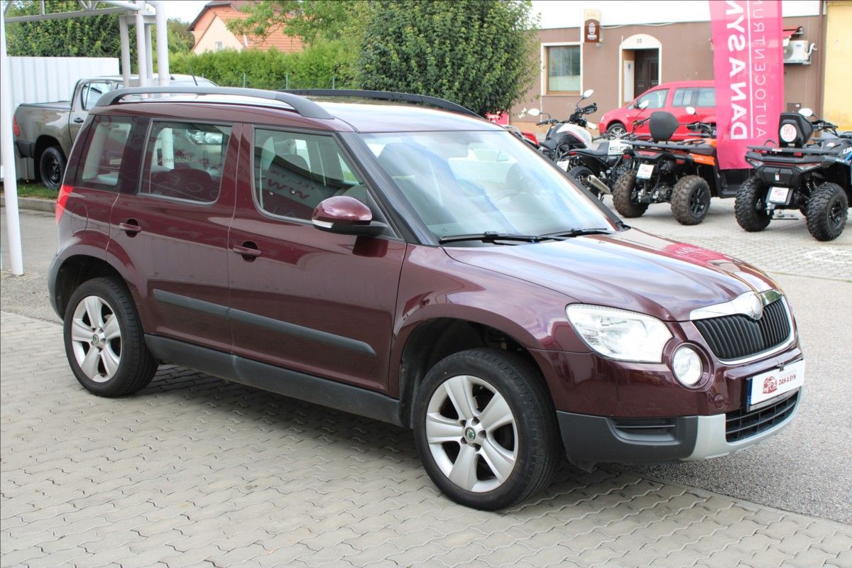 Škoda Yeti, 1,2 TSI Elegance, tažné - fotka 2