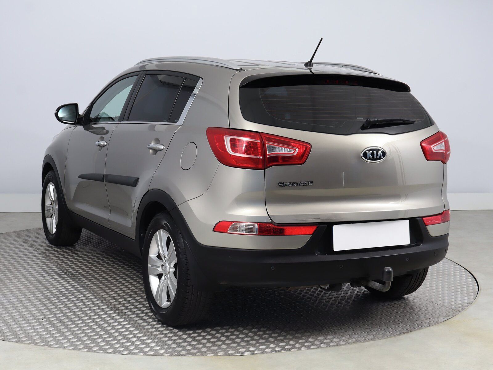 Kia Sportage, 1.6 GDI, Serv.kniha - fotka 4