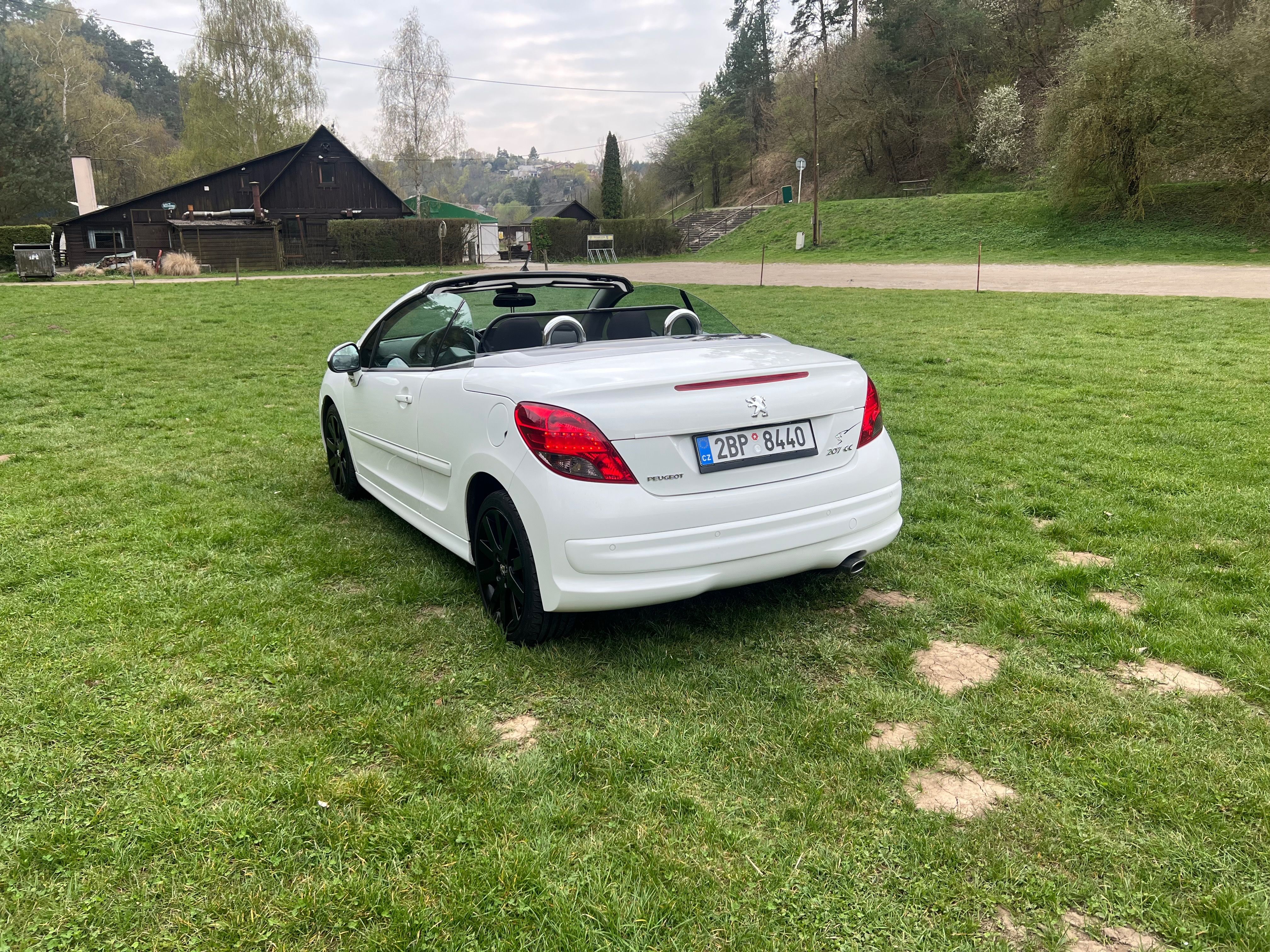 Peugeot 207, 1.6 hdi - fotka 5