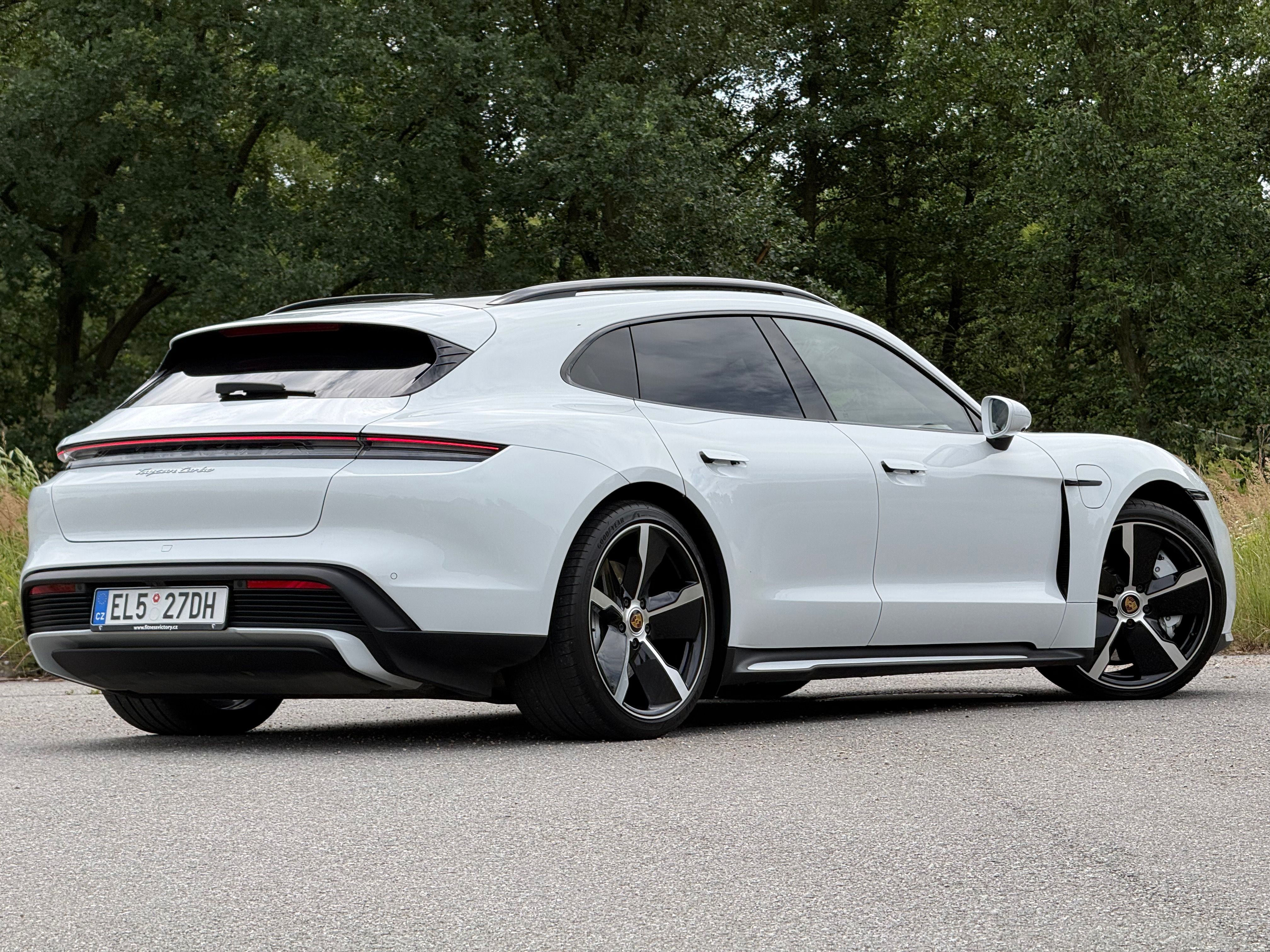 Porsche Taycan, Turbo Sport Turismo 460kw, DPH - fotka 2