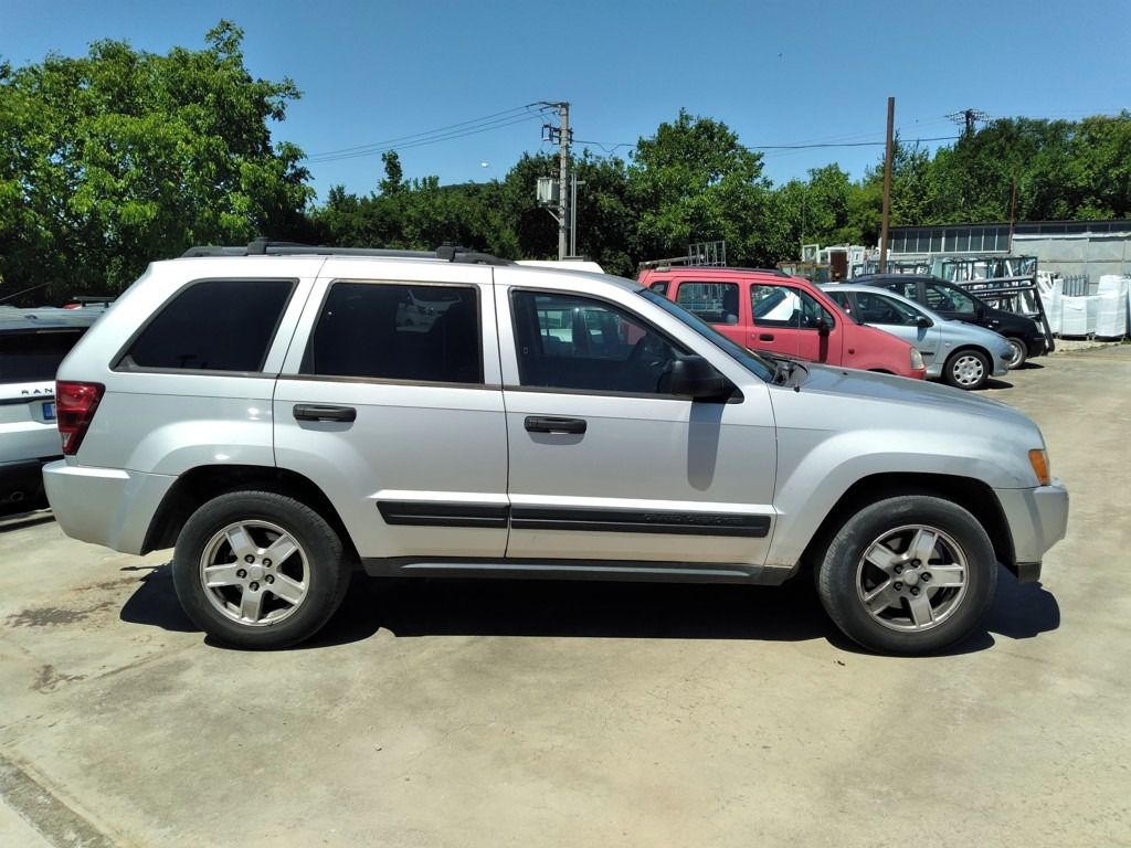 Jeep Grand Cherokee, 3.7 V6 LAREDO - fotka 5