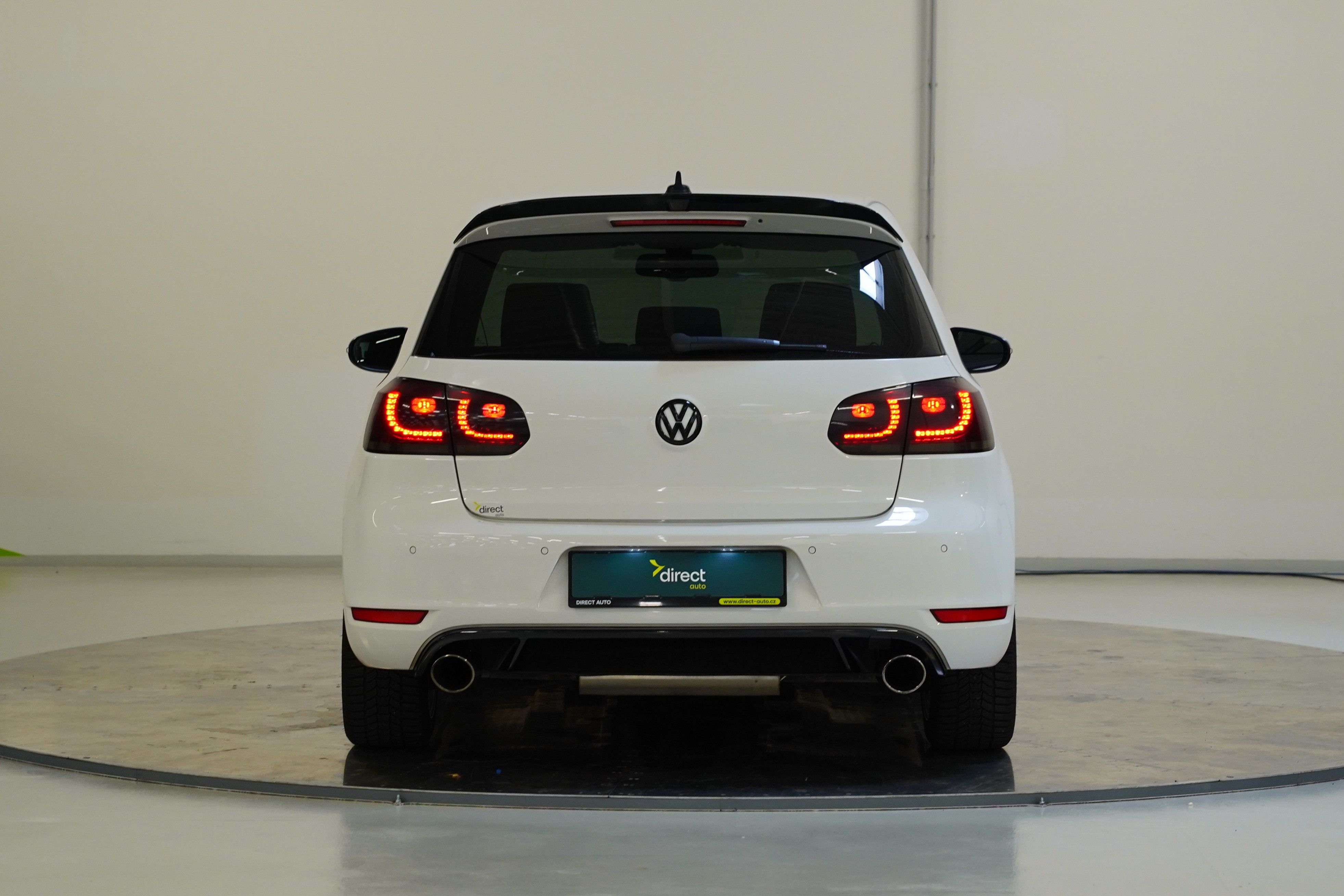 Volkswagen Golf, 2.0 TSI 155 kW DSG GTI - fotka 6