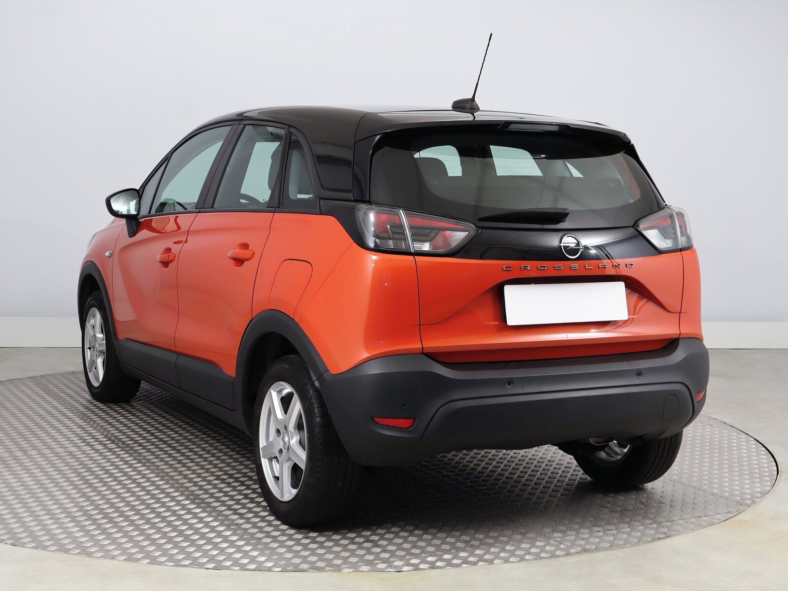Opel Crossland, 1.2 Turbo, Automat, ČR,1.maj - fotka 4