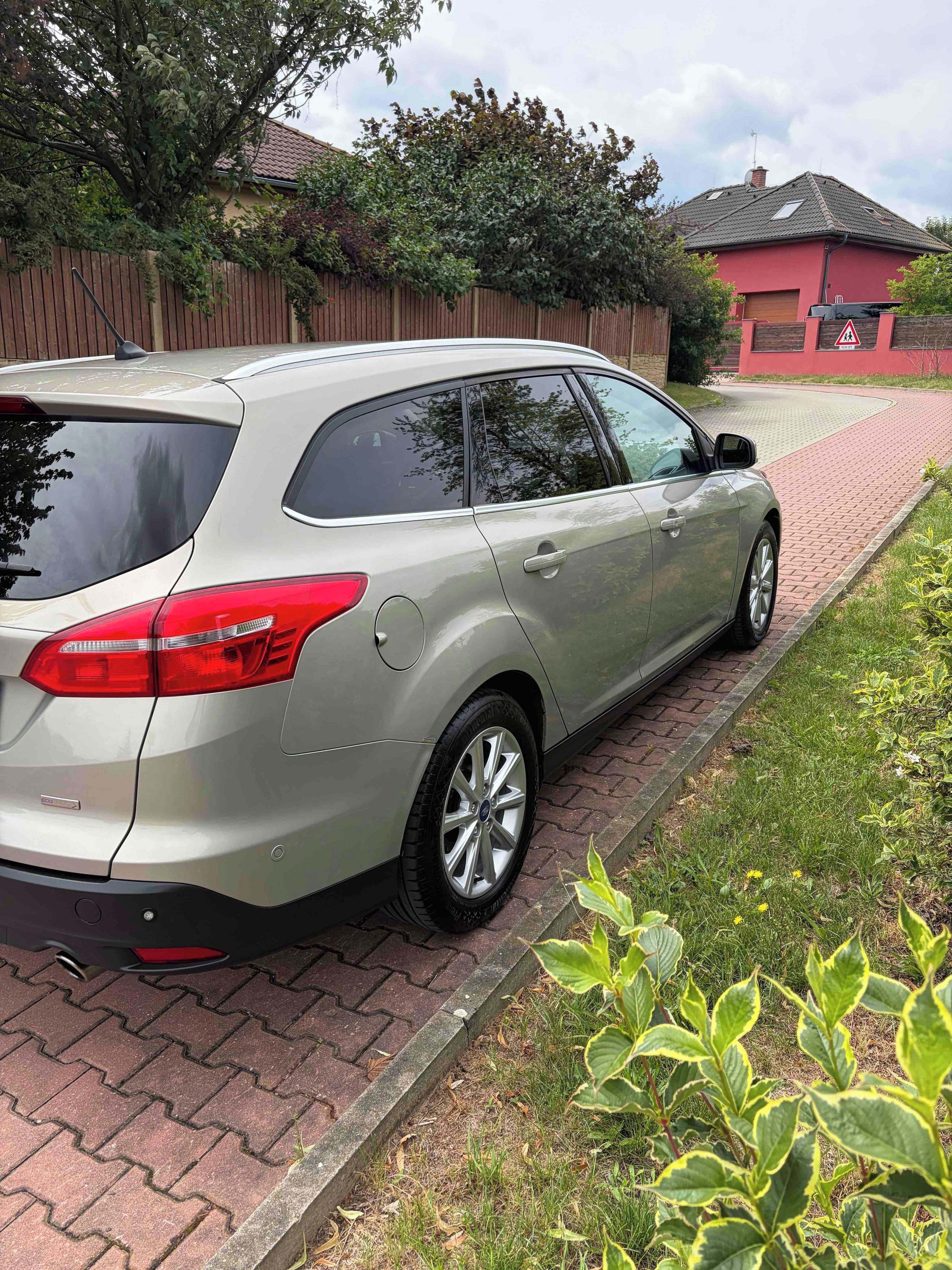 Ford Focus, FORD TITANIUM ECOBOOST 1,5 - fotka 2