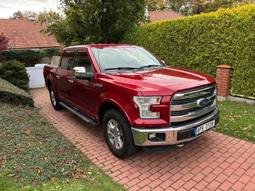 5.0 V8 Lariat