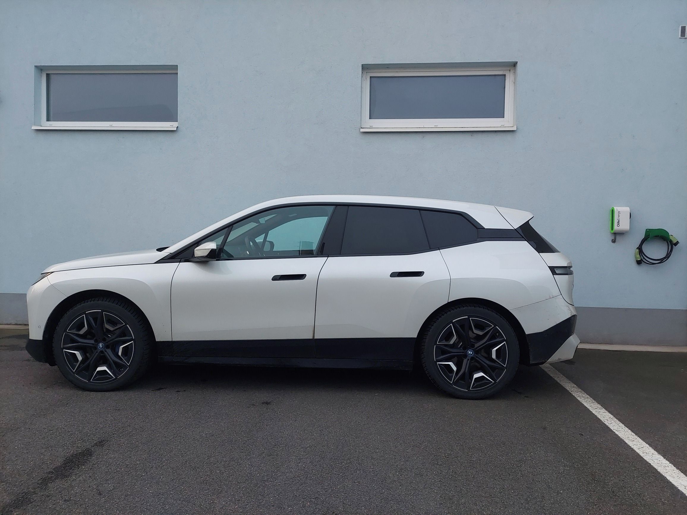 BMW iX - fotka 4
