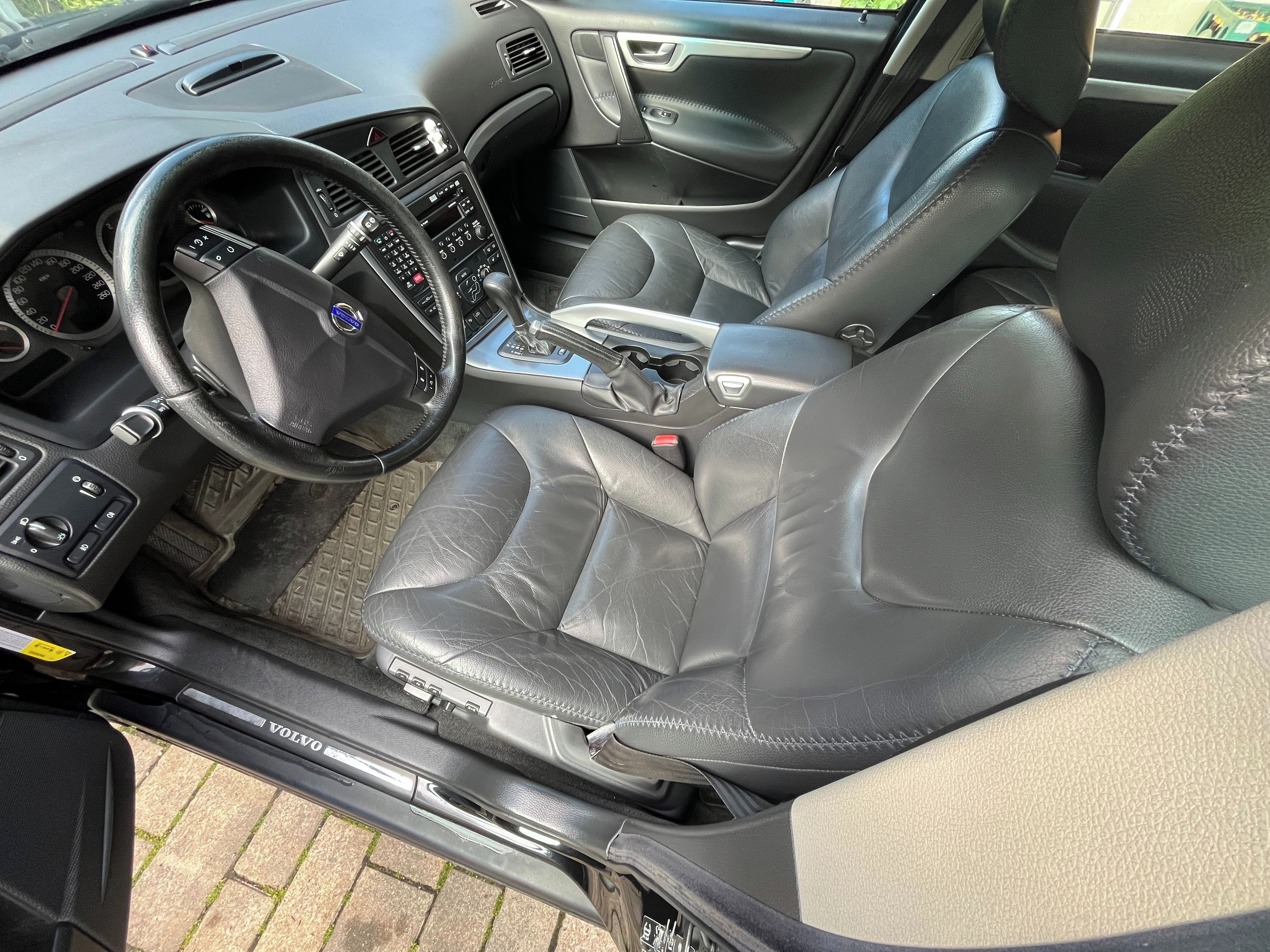 Volvo XC70, CROSS COUNTRY D5,136kW - fotka 6