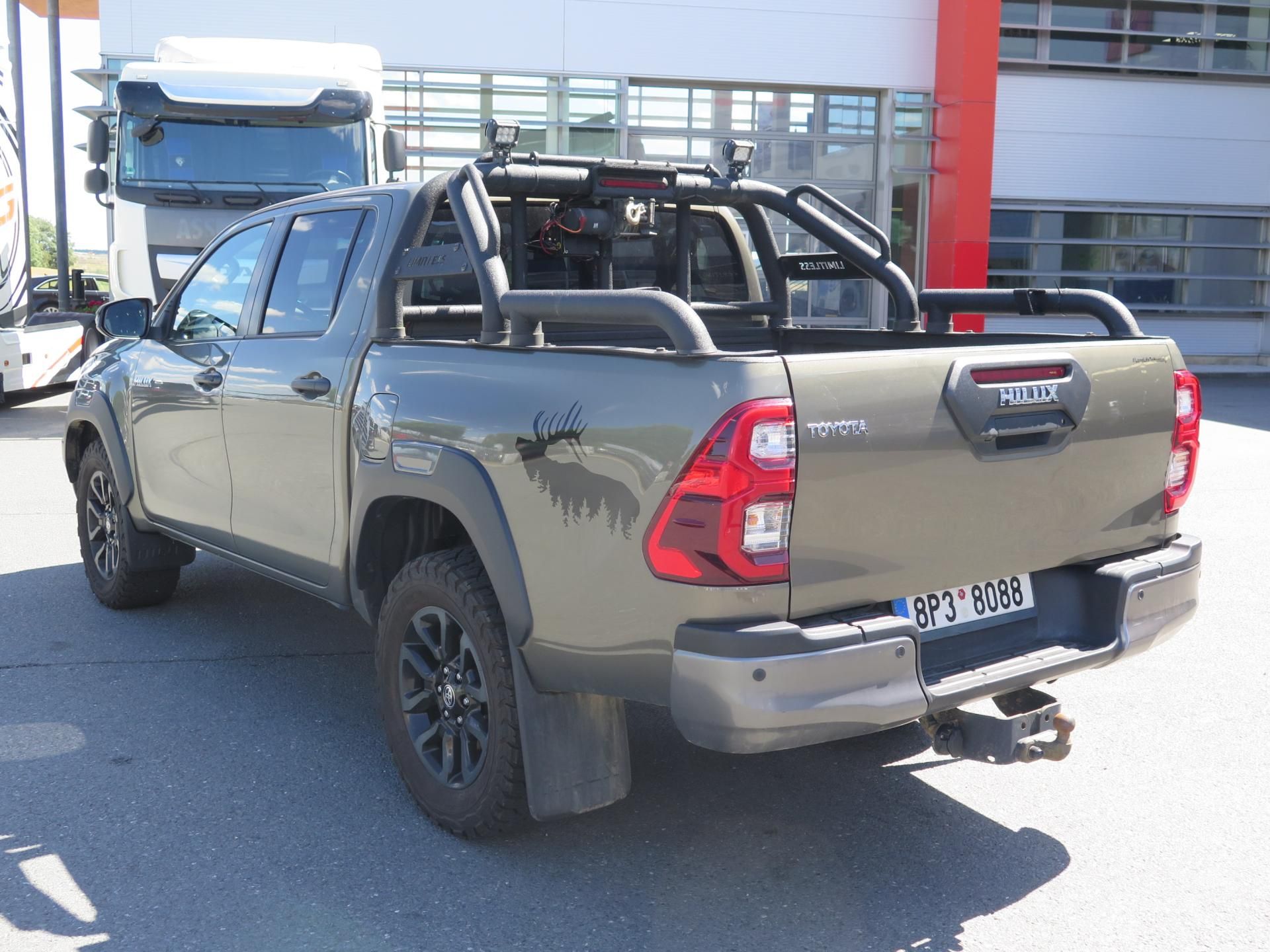 Toyota Hilux, INVINCIBLE Aut. - fotka 6