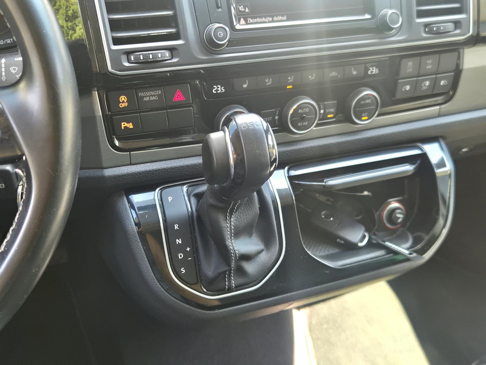 Volkswagen Multivan, 2.0TDI 150kW 4 Motion DSG - fotka 6