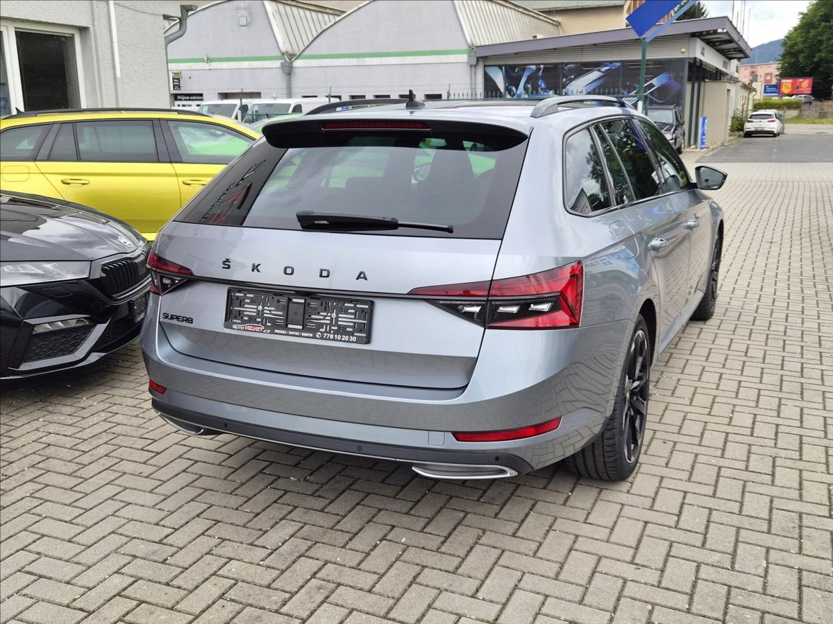 Škoda Superb, 2,0 TDi SPORTLINE *MATRIX*VIRT - fotka 3