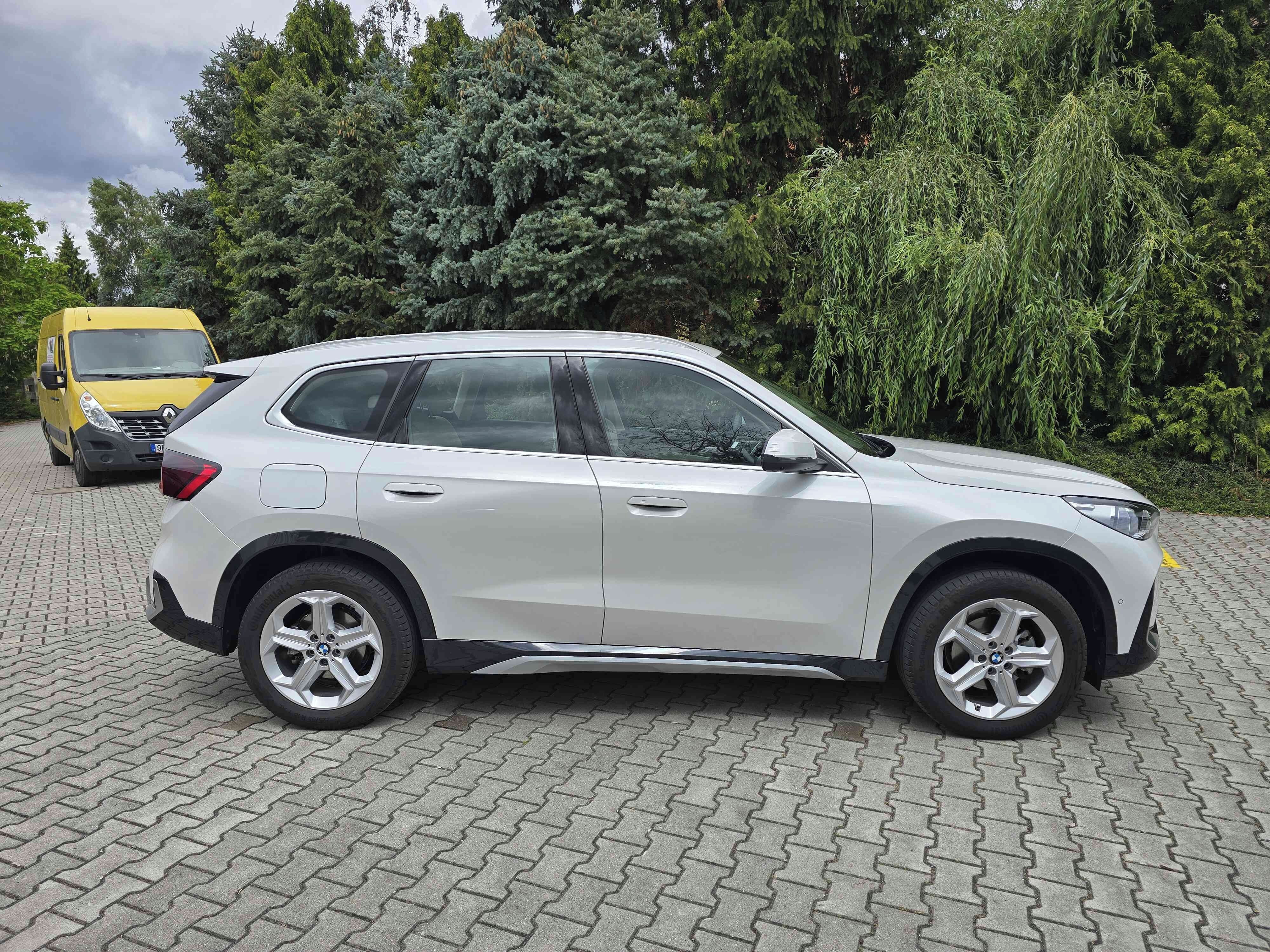 BMW X1, 20d xLine Innovation Comfort - fotka 6