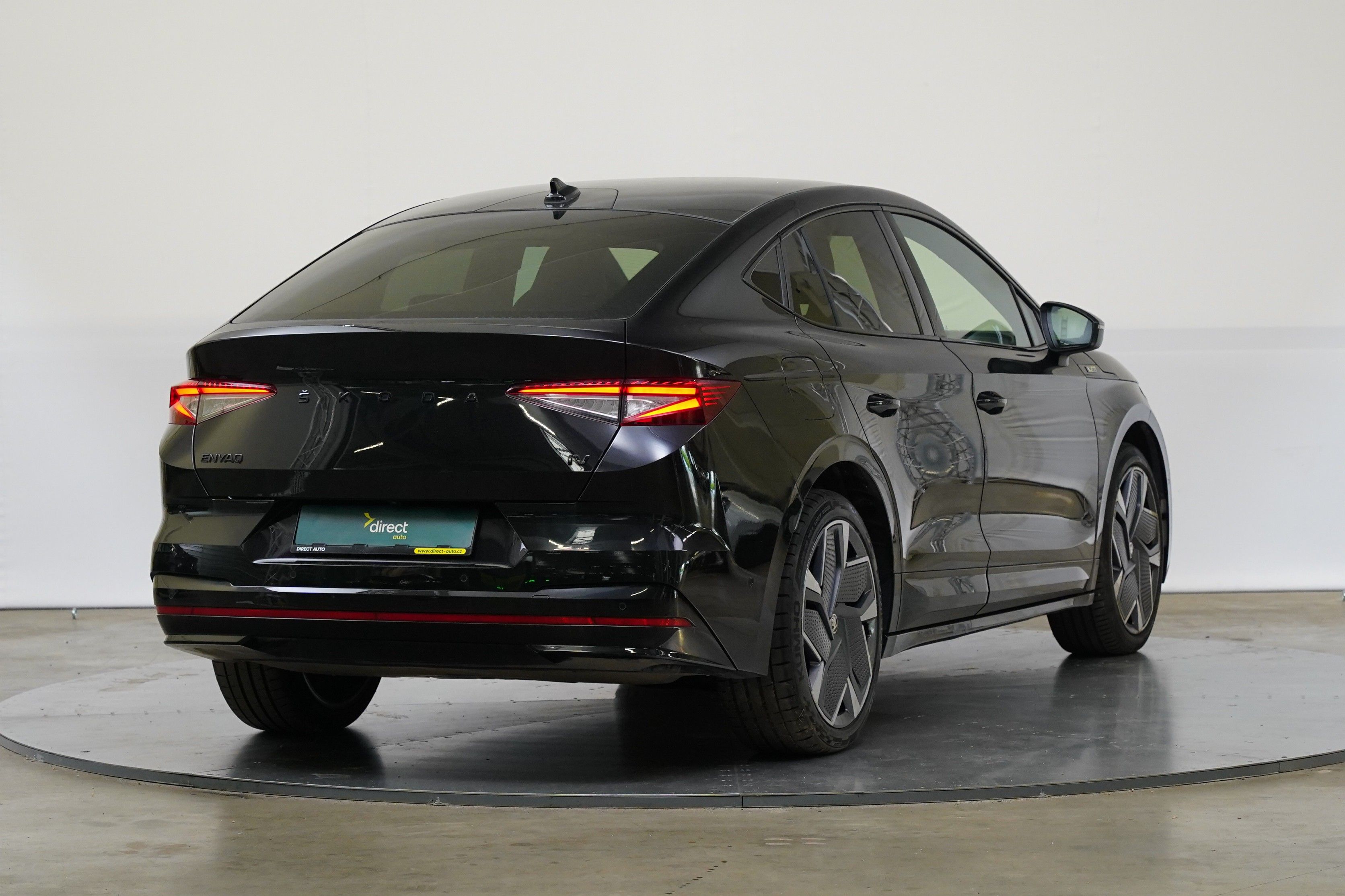 Škoda Enyaq iV - fotka 2