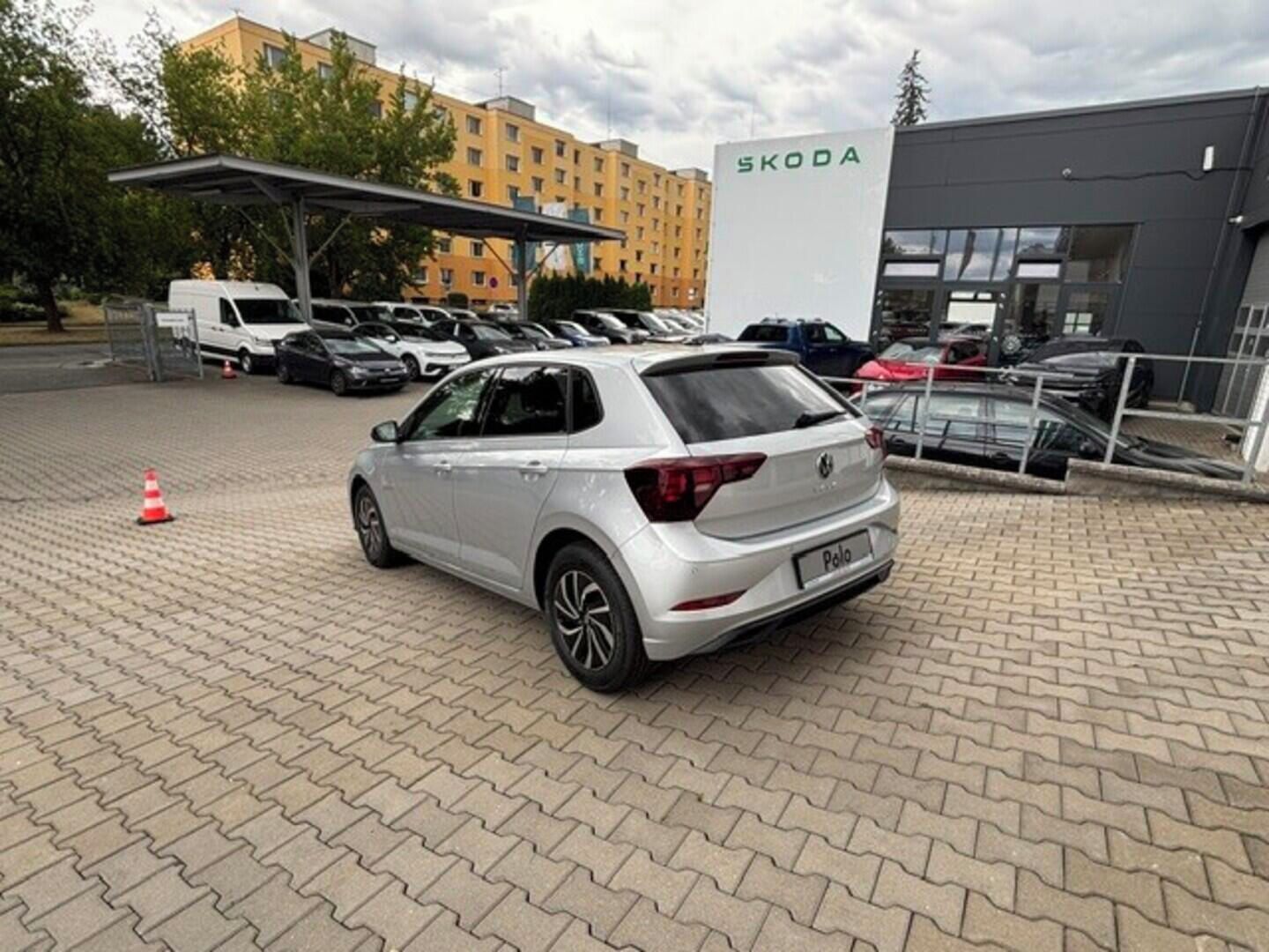 Volkswagen Polo, Love 1,0 TSI 70 kW - fotka 3