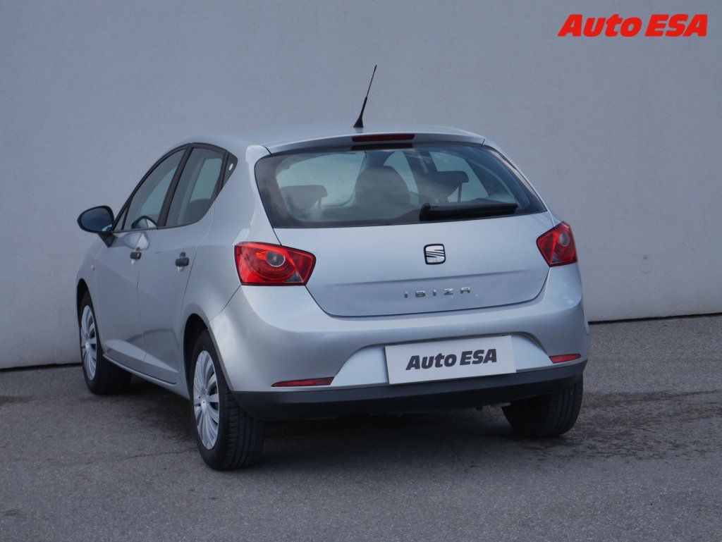 Seat Ibiza, 1.2i,Klima - fotka 6