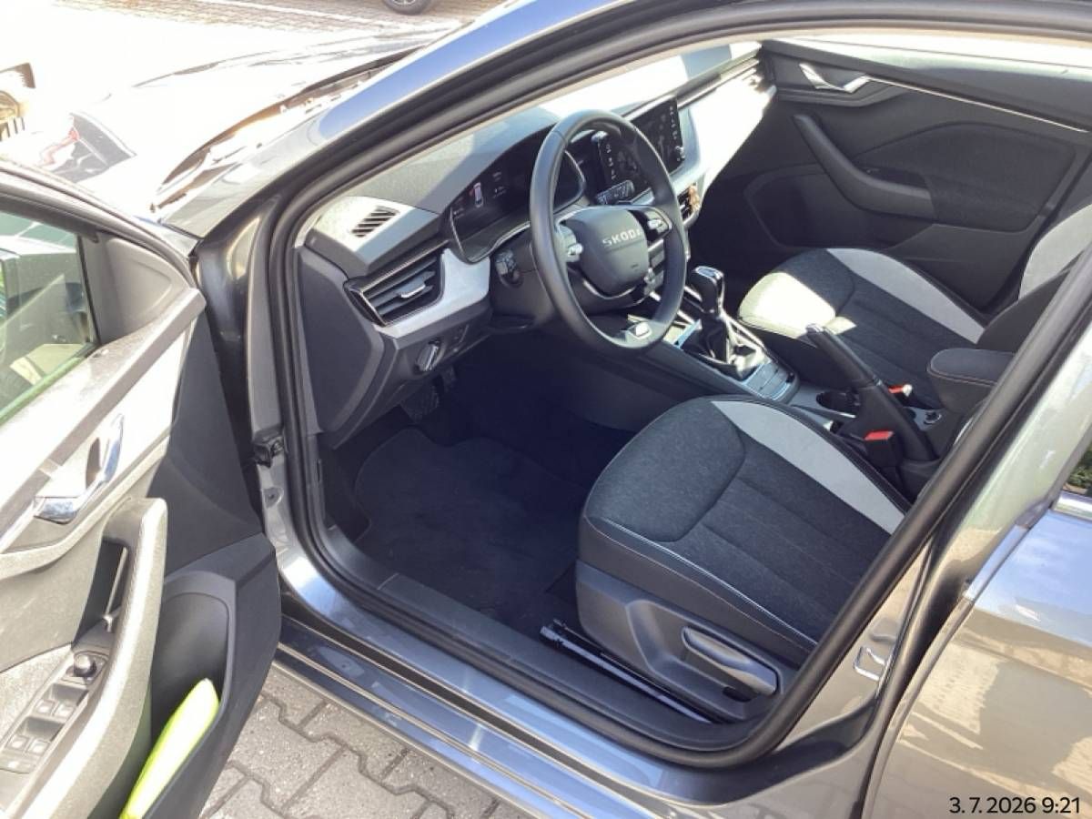 Škoda Scala, Top Selection 1,0 TSI 85kW DSG - fotka 6