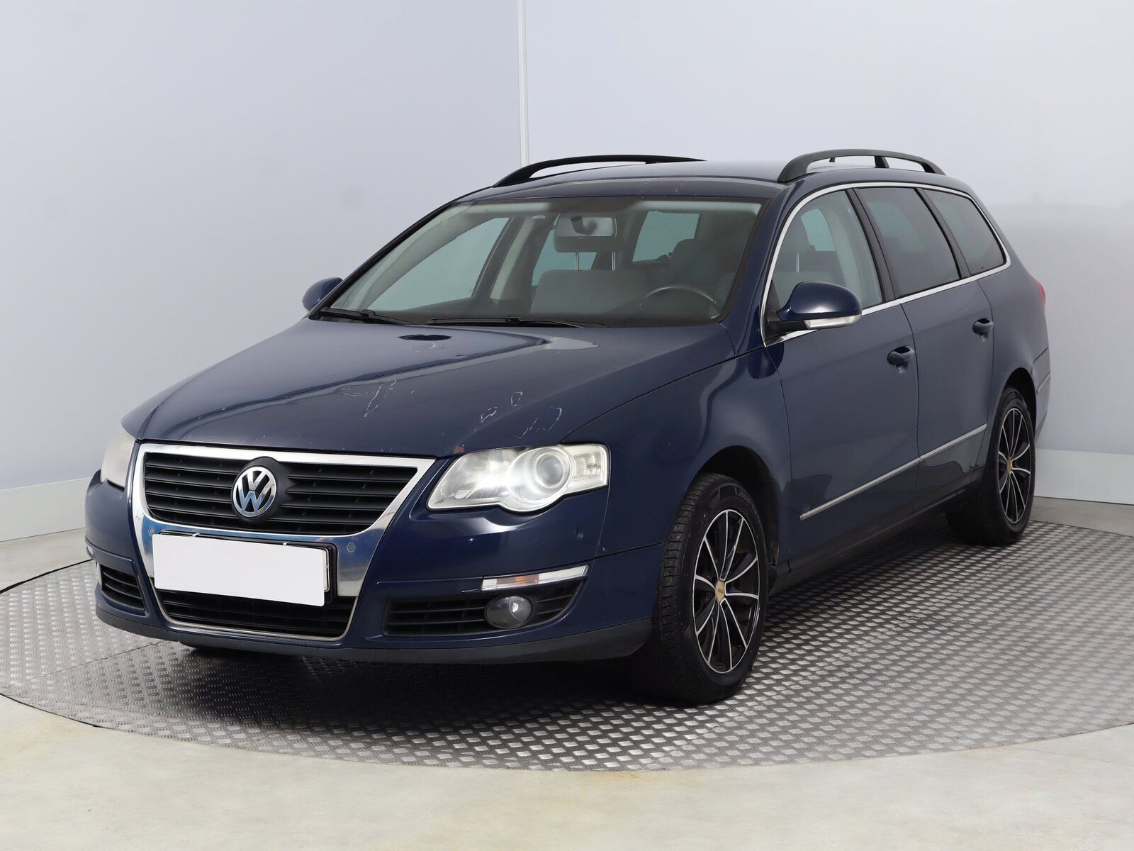 Volkswagen Passat, 1.9 TDI, po STK, Tažné - fotka 2