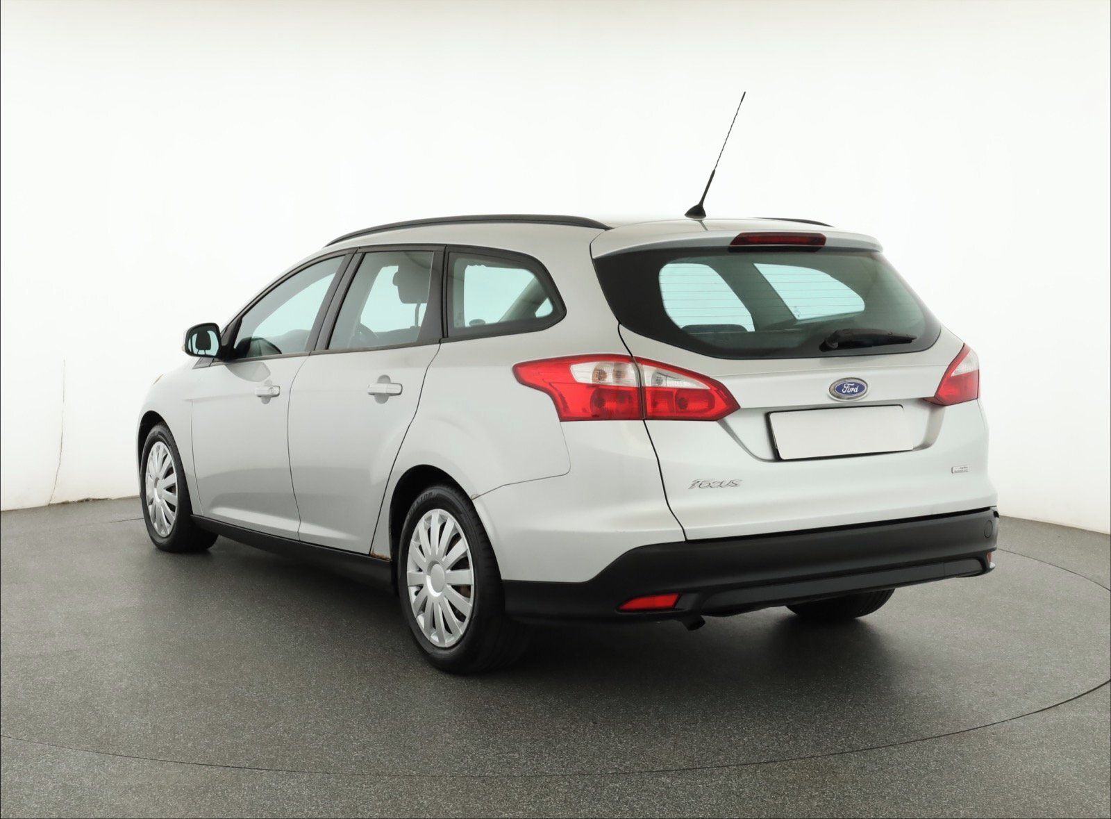 Ford Focus, 1.6 TDCi, Klima, zamluveno - fotka 4