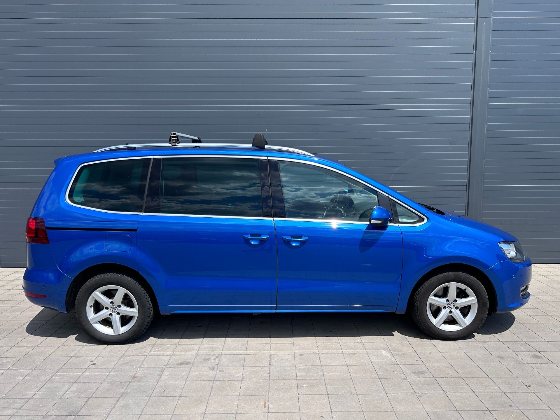 Volkswagen Sharan, Highline 2.0 TDI 6DSG - fotka 6