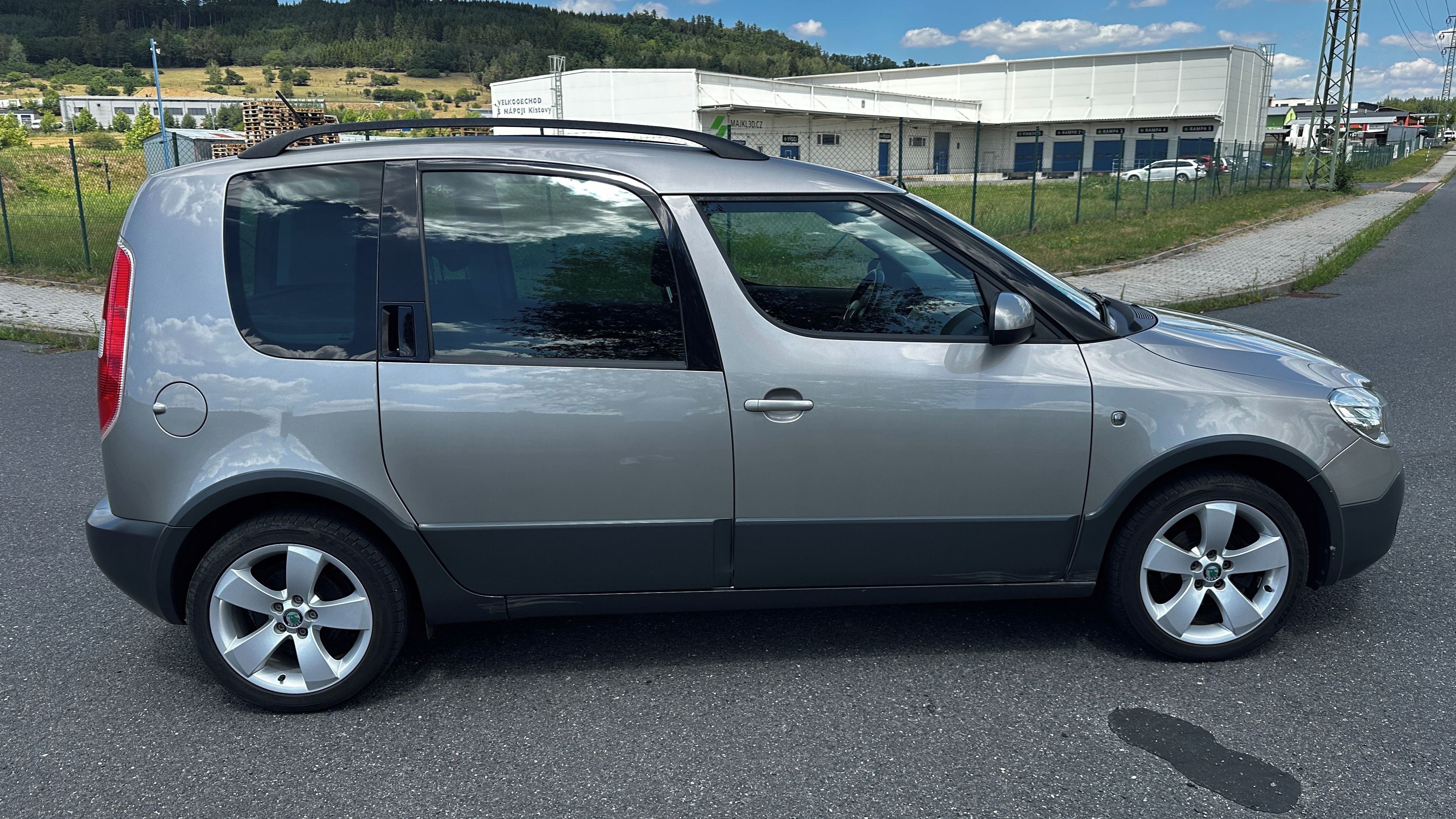 Škoda Roomster, 1.2 TSI SCOUT - fotka 6