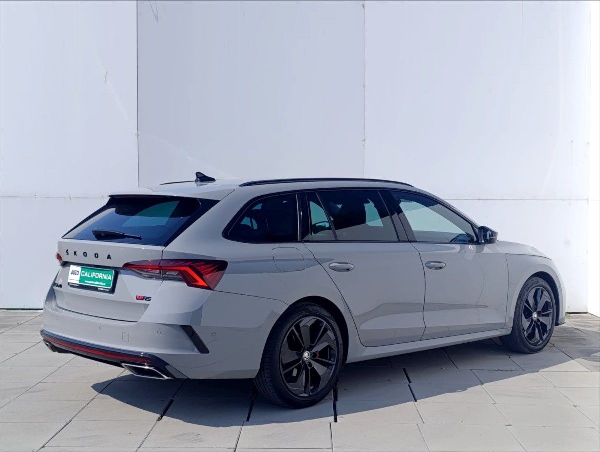Škoda Octavia, 2,0 TDi RS DSG Kamera 1maj. ČR - fotka 6