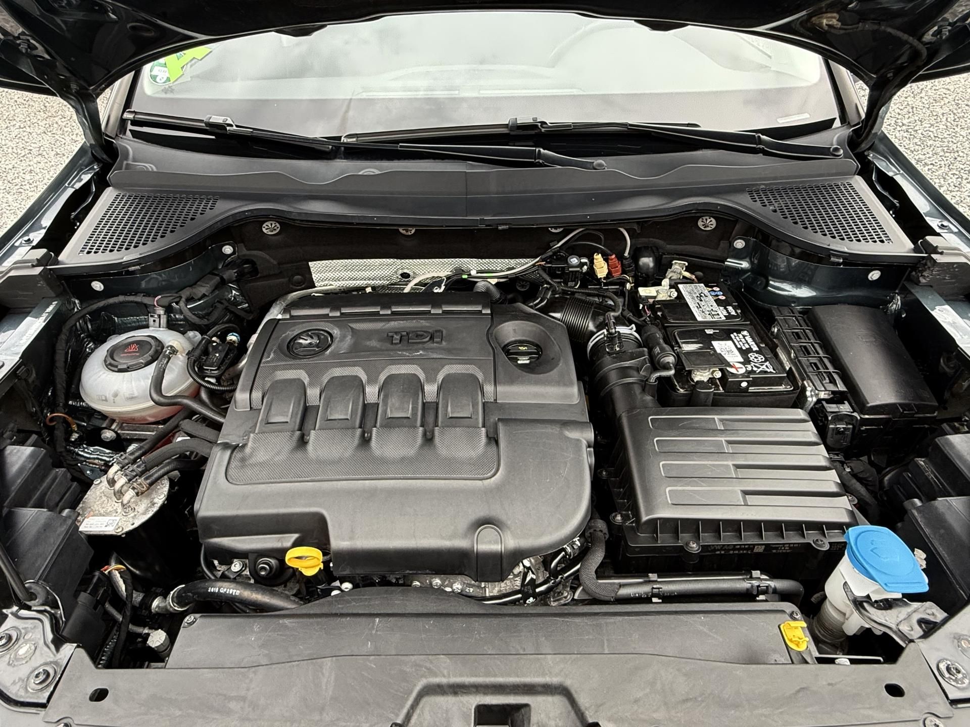 Škoda Karoq, 2,0 TDI Style 4x4 Automat DSG - fotka 5