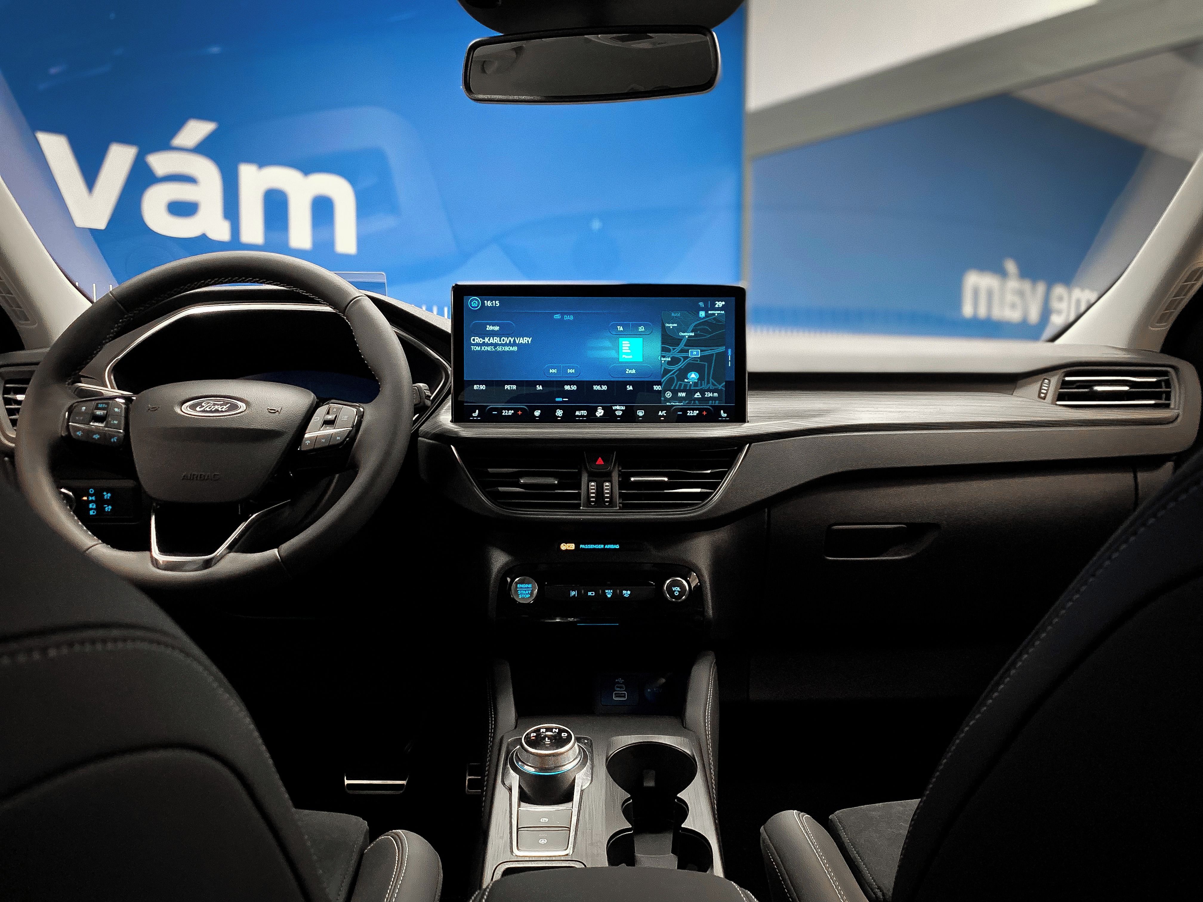 Ford Kuga, 2,5 Duratec HEV Active X AWD - fotka 6