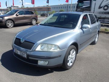 1,9TDi 4X4 !!! KŮŽE,VÝHŘEVY !